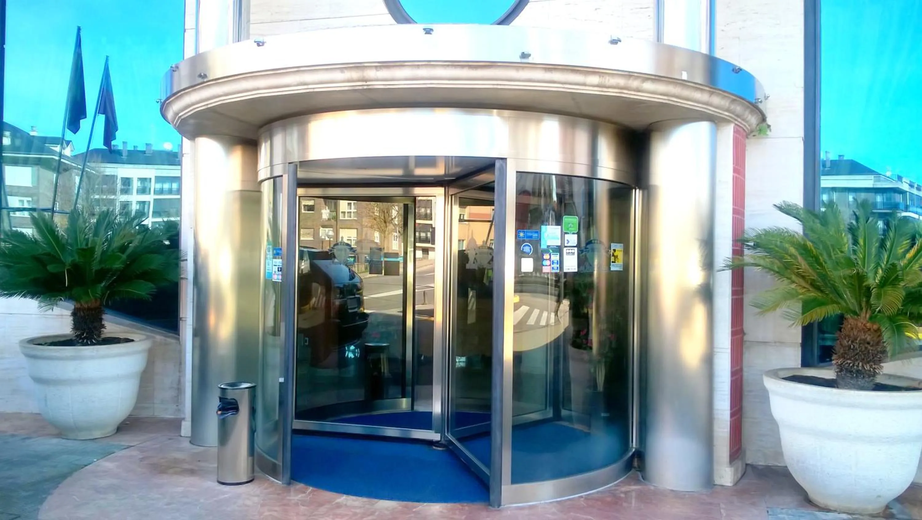Lobby or reception in Hotel Nueva Plaza