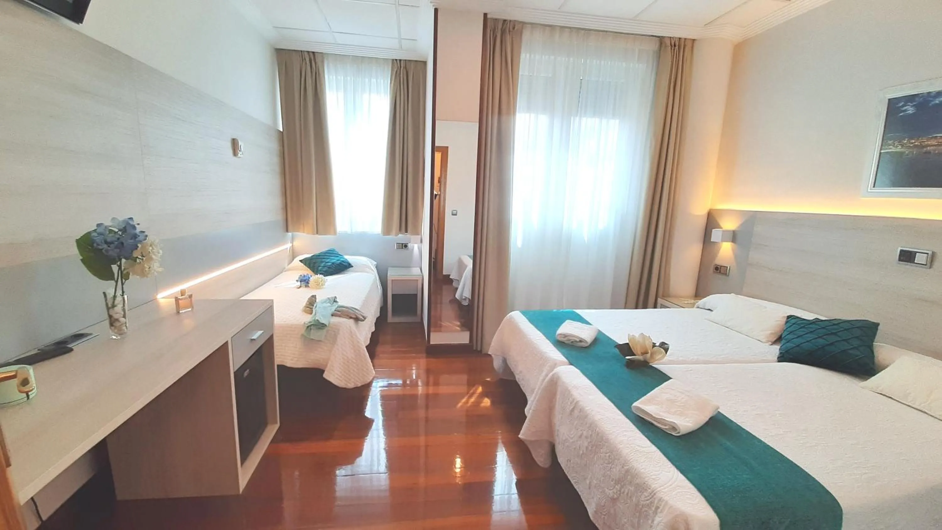 Other, Bed in Hotel Nueva Plaza