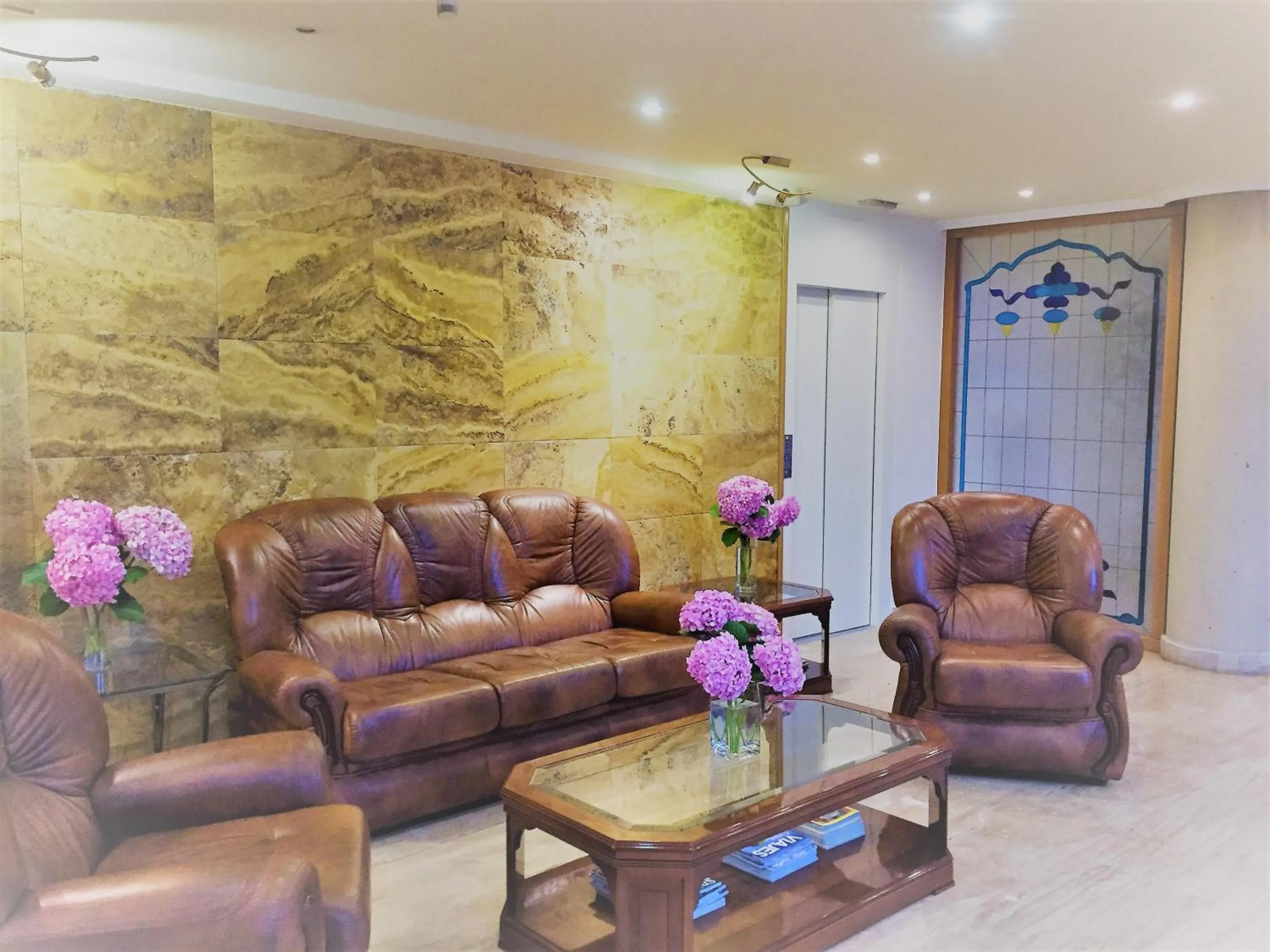 Lobby or reception in Hotel Nueva Plaza