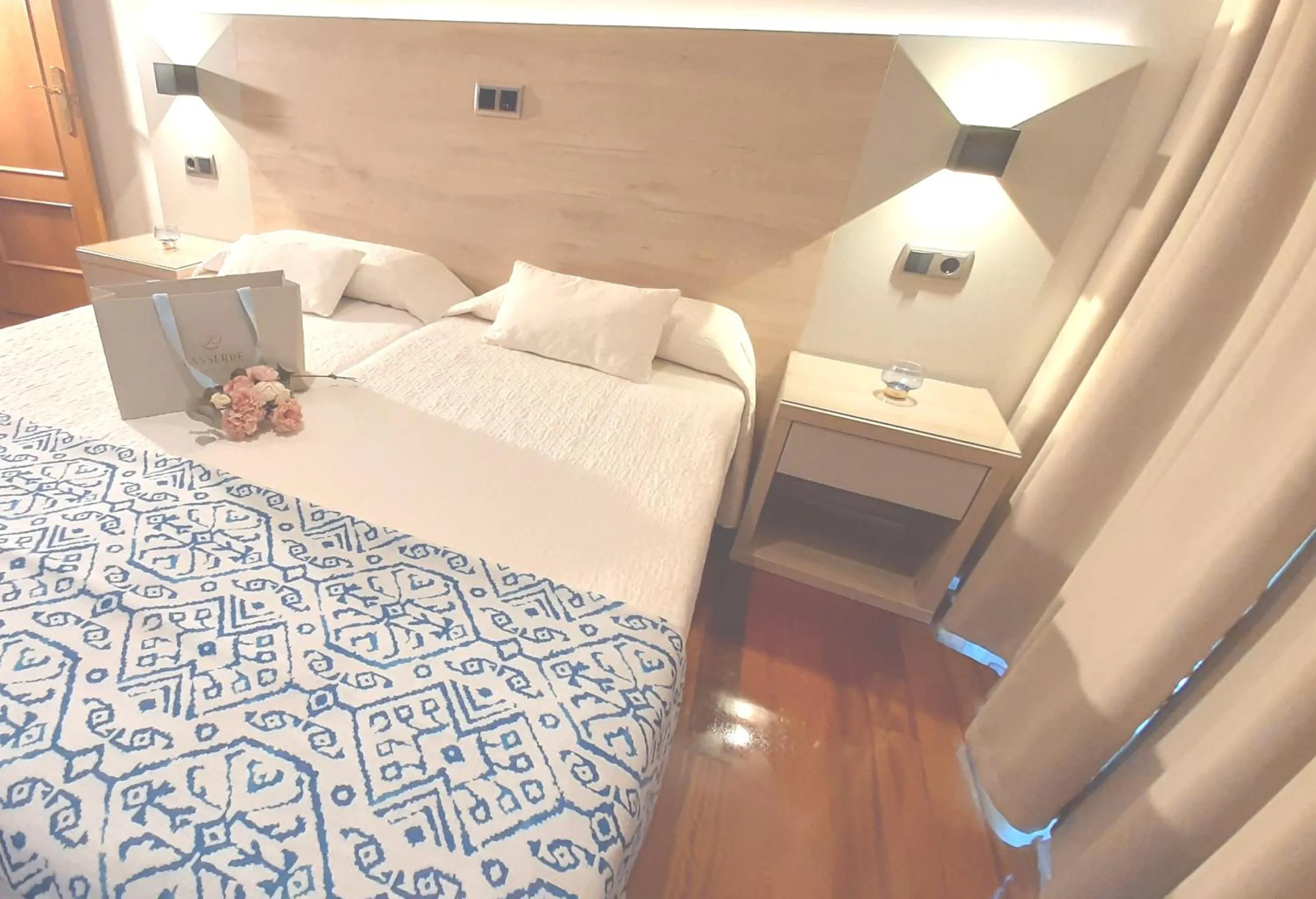 Bed in Hotel Nueva Plaza