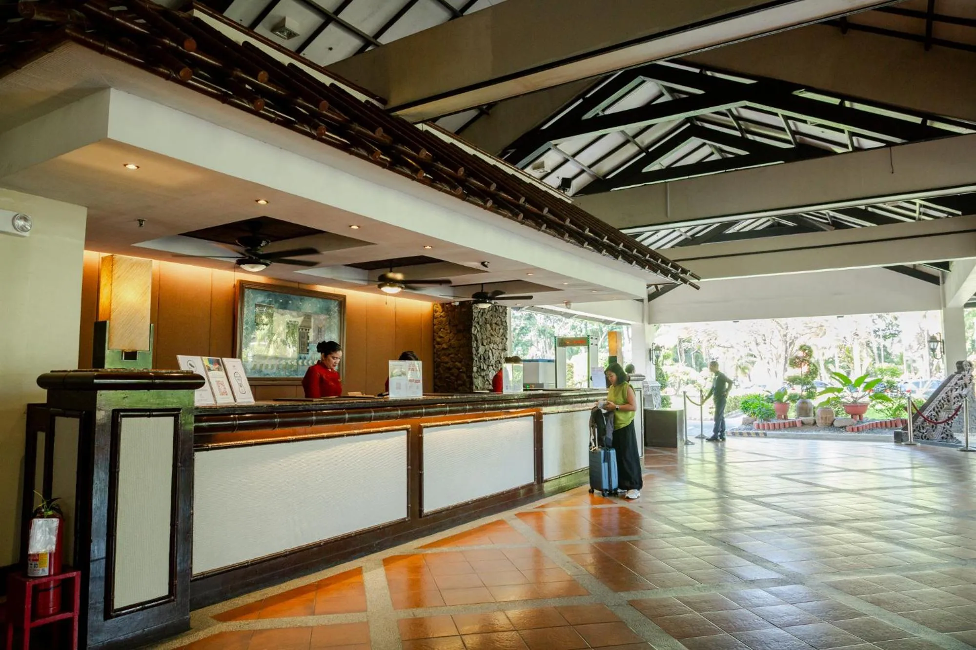 Lobby or reception in Waterfront Insular Hotel Davao