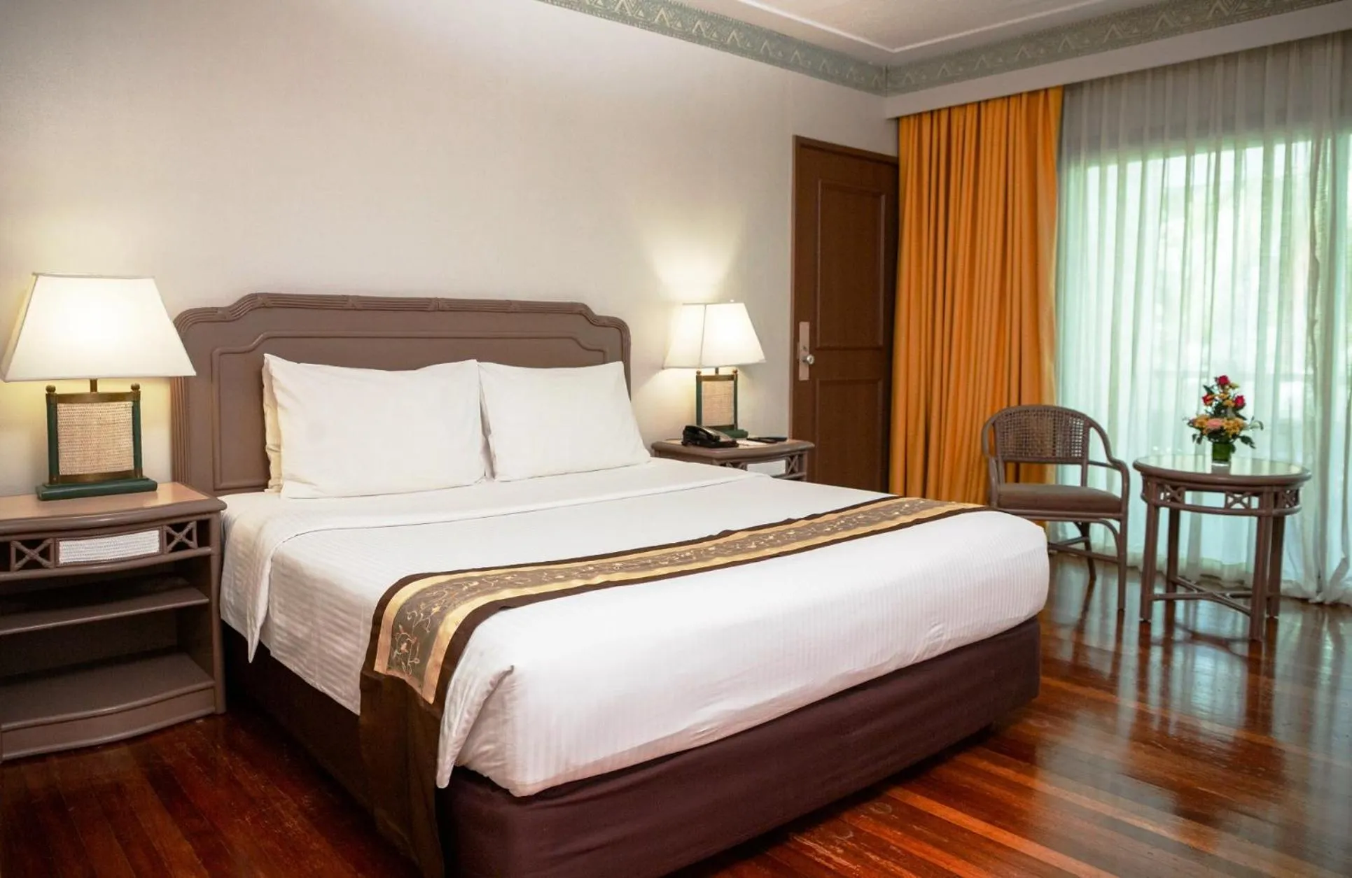 Bed in Waterfront Insular Hotel Davao