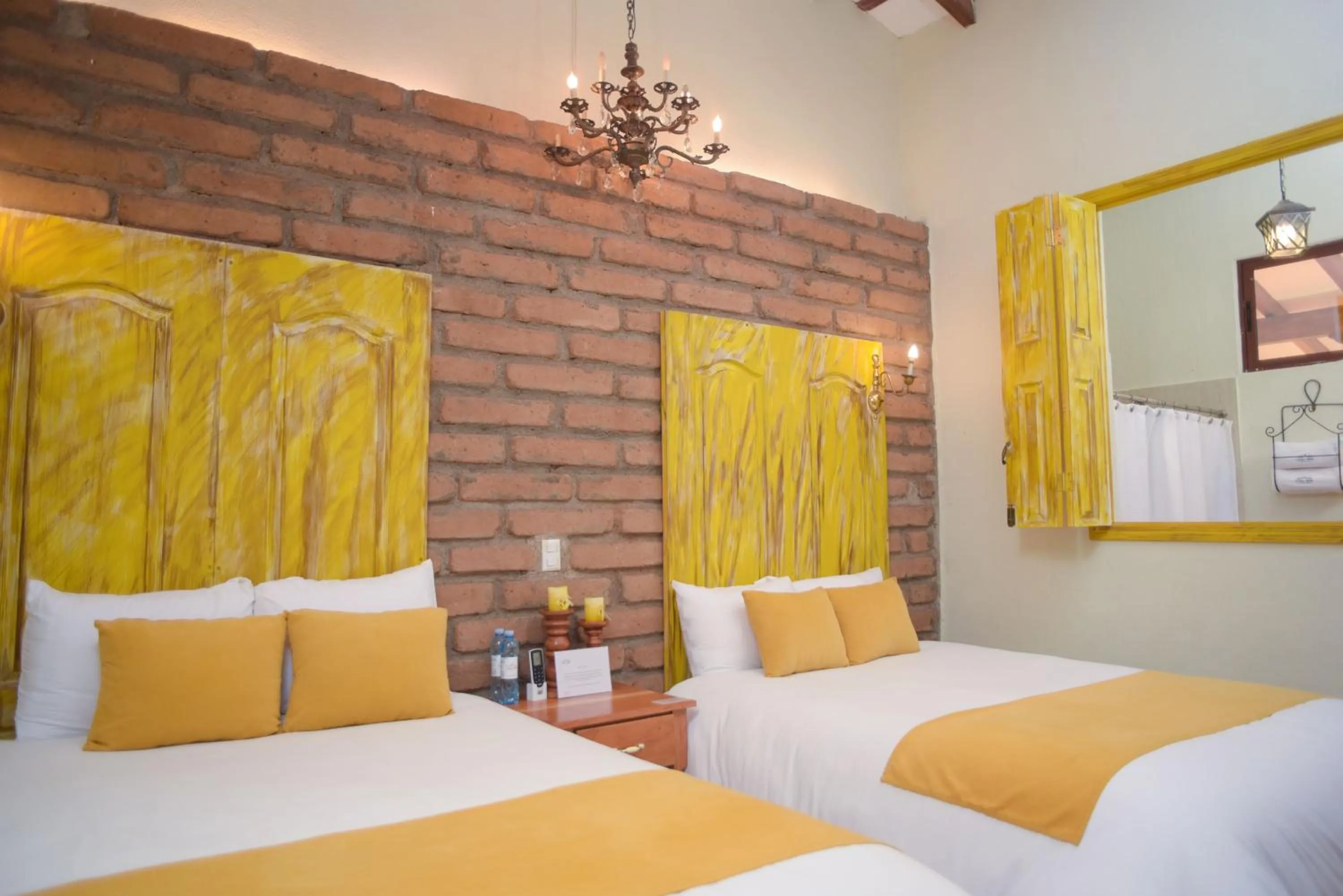 Bed in Casa 1800 Suchitoto Boutique