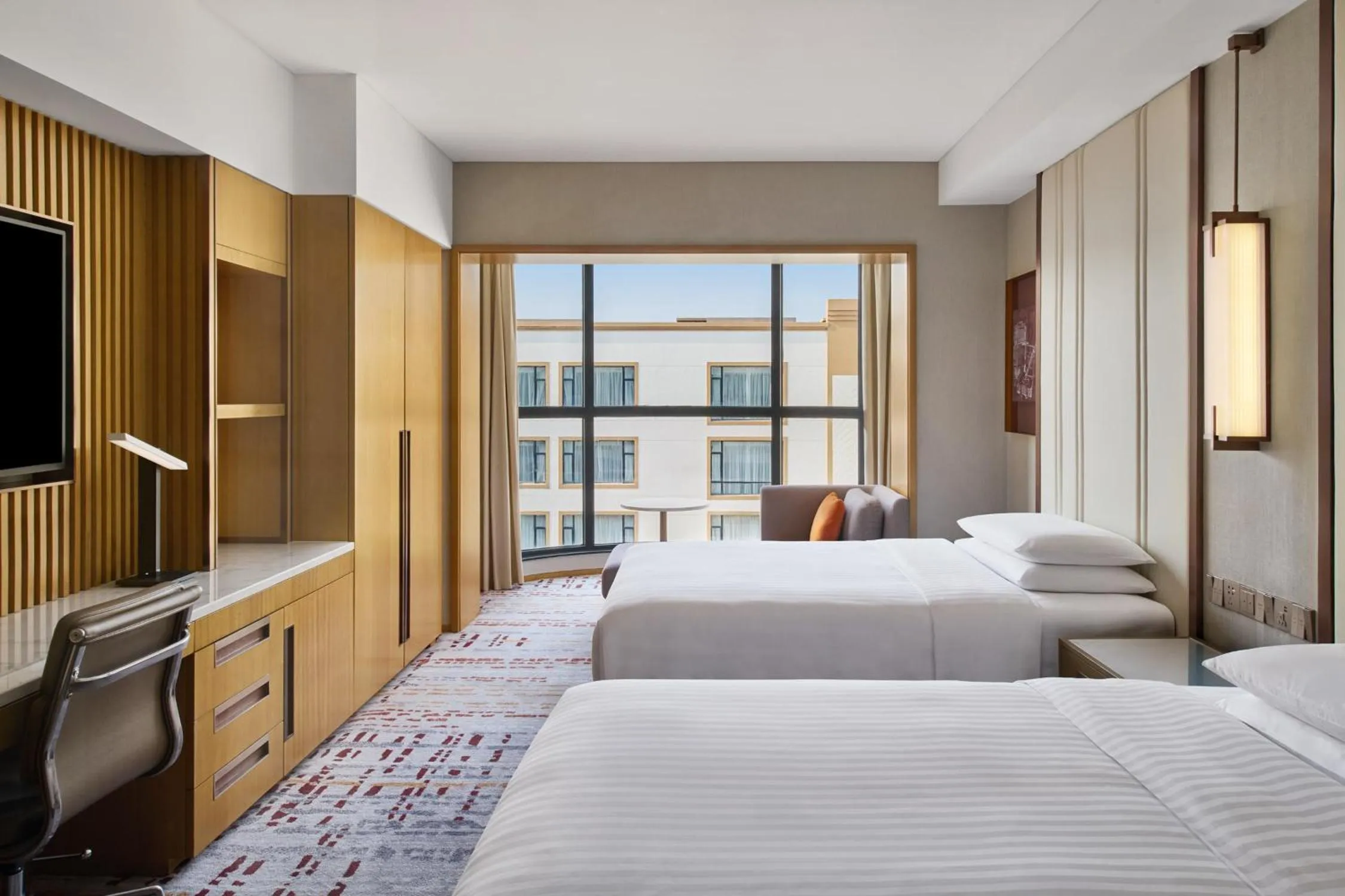 Bedroom, Bed in Renaissance Shanghai Hongqiao