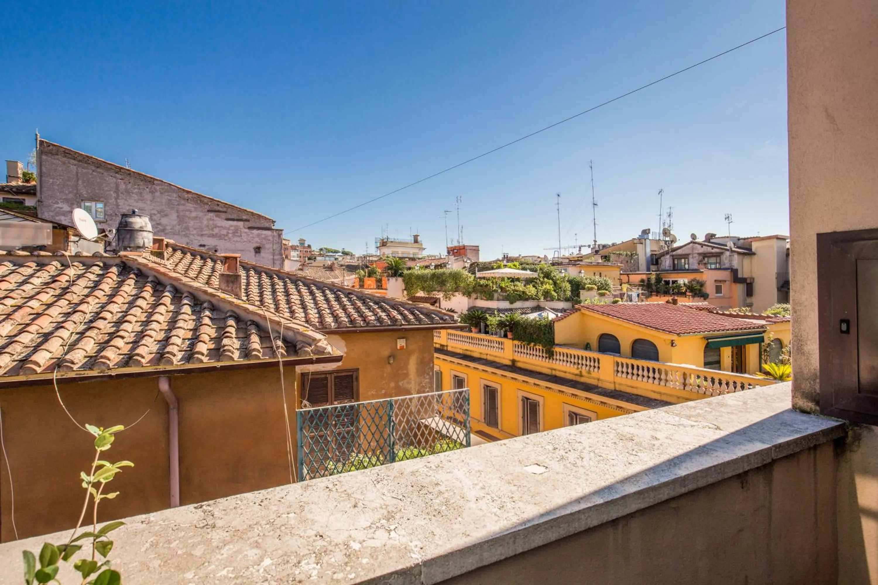 Day in Hotel La Lumiere Di Piazza Di Spagna