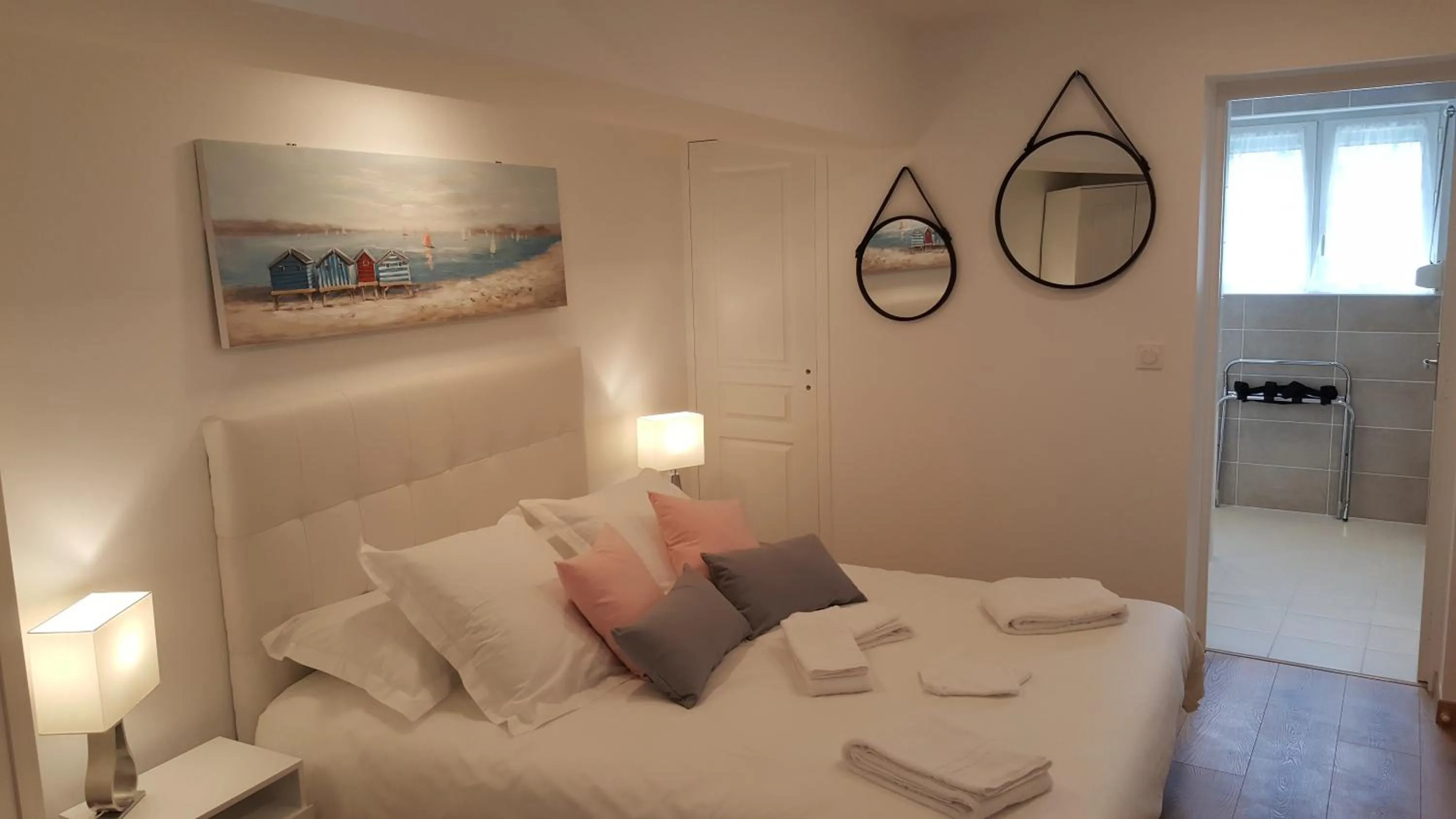 Bedroom, Bed in Le Castel Guesthouse