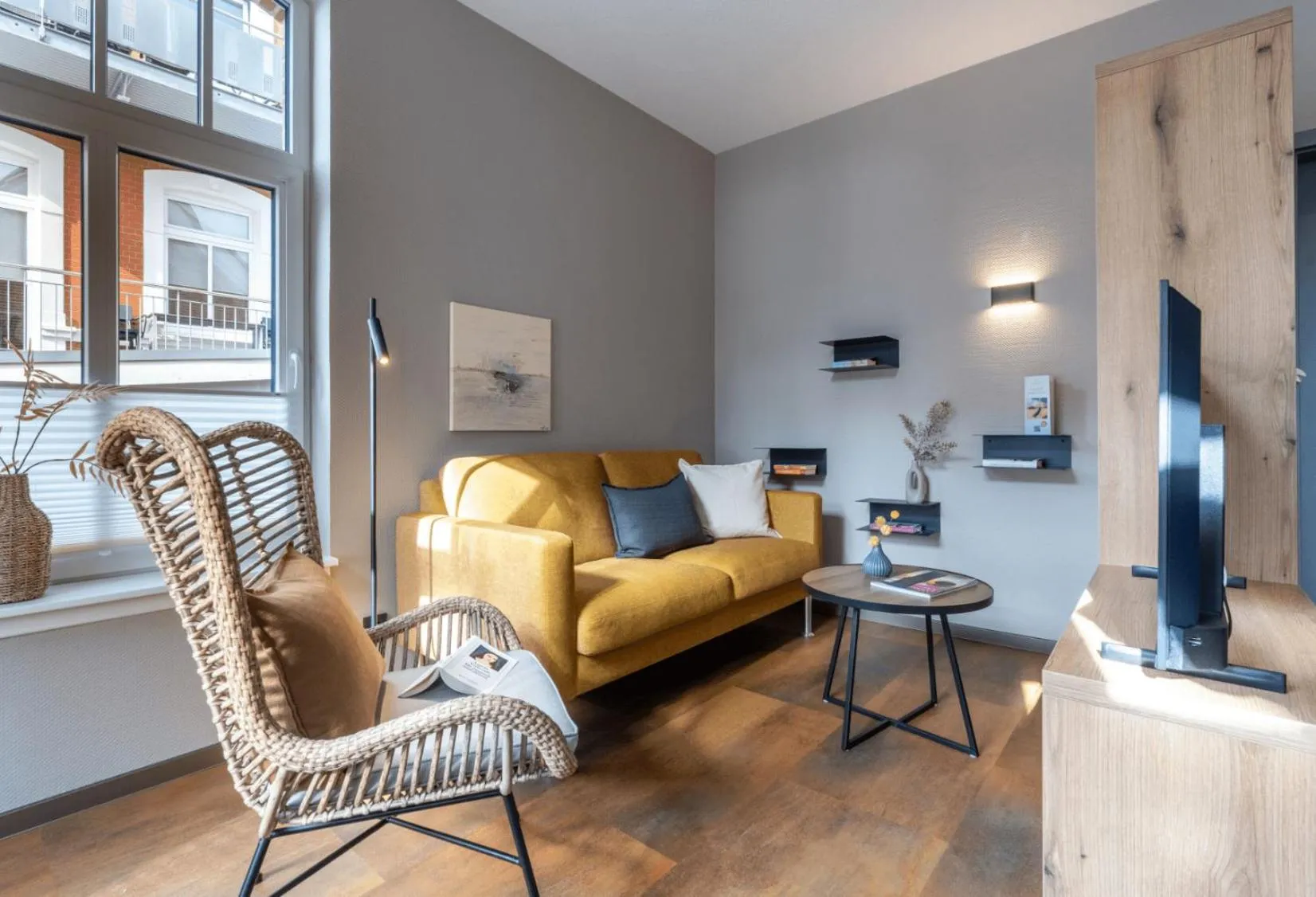 TV and multimedia in Arthotel Bakker