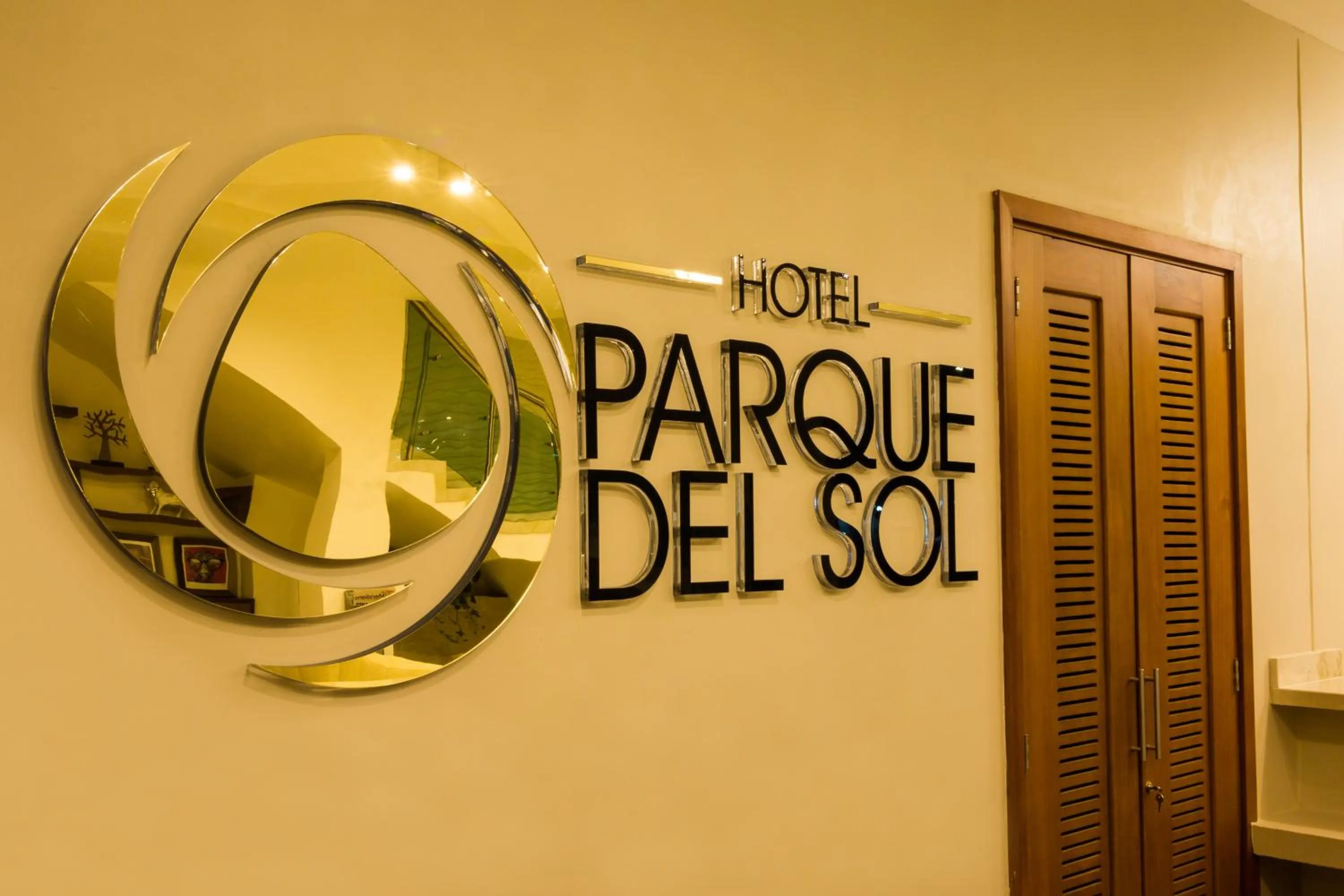Property logo or sign in Hotel Parque Del Sol