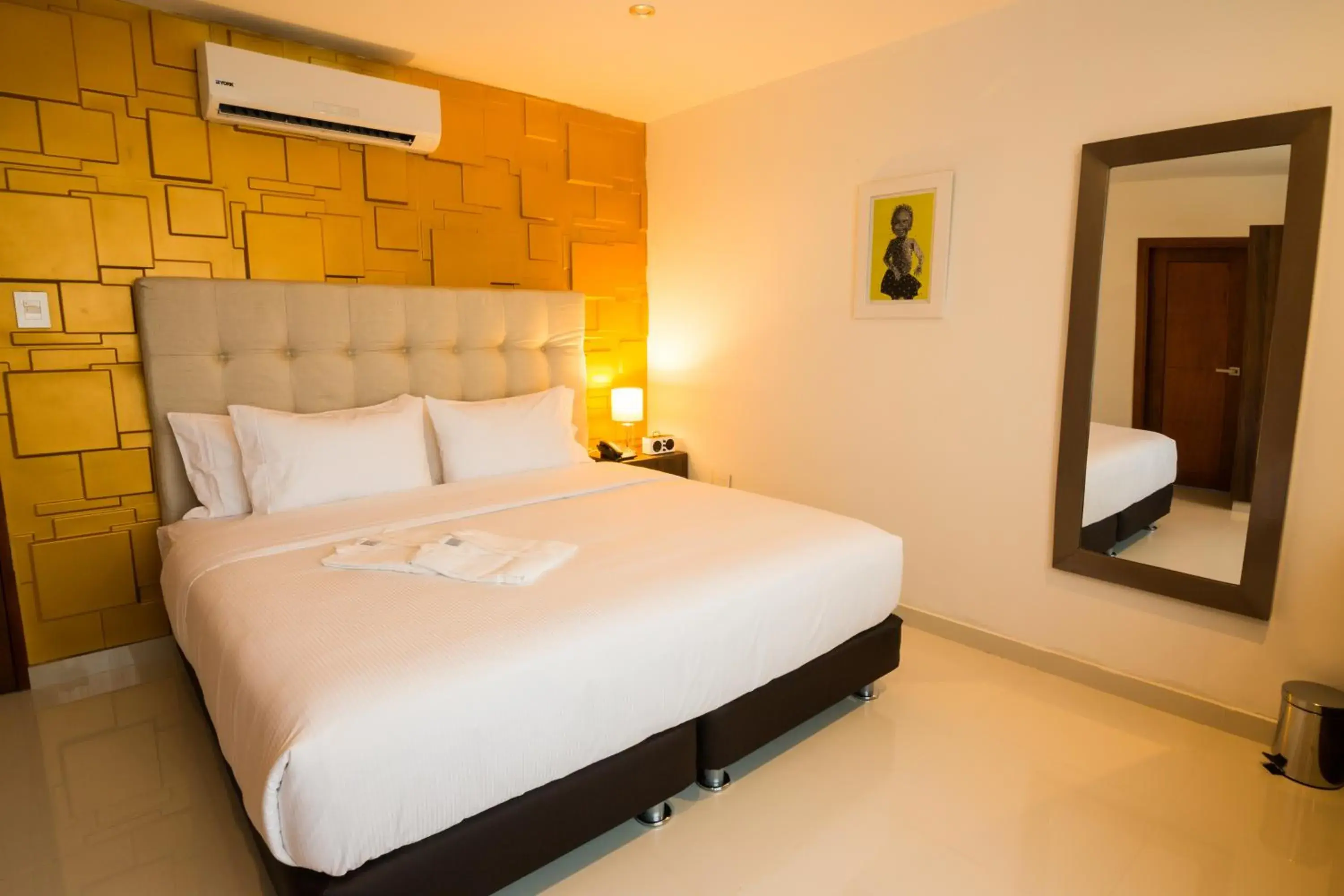 King Suite in Hotel Parque Del Sol King Suite in Hotel Parque Del Sol