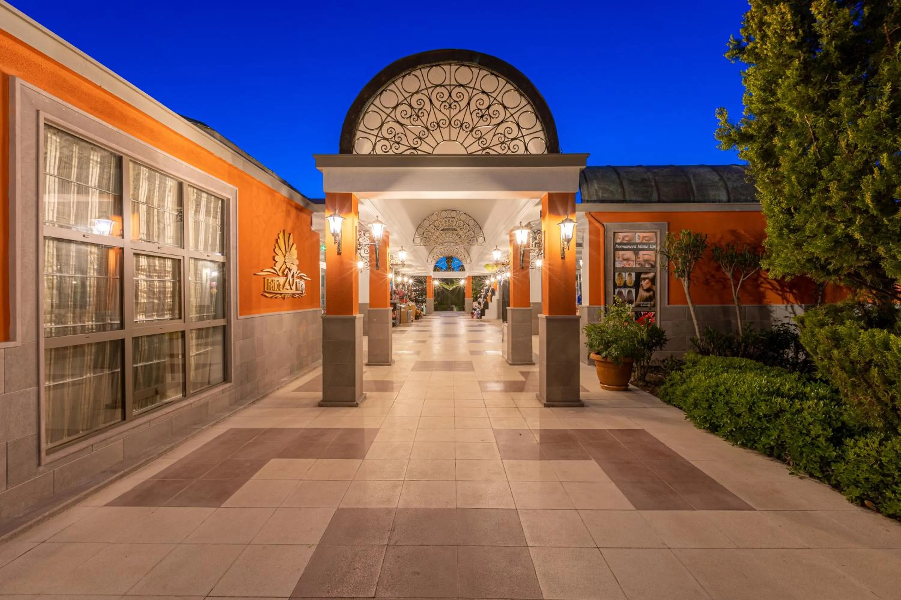 Property building in Club Hotel Felicia Village