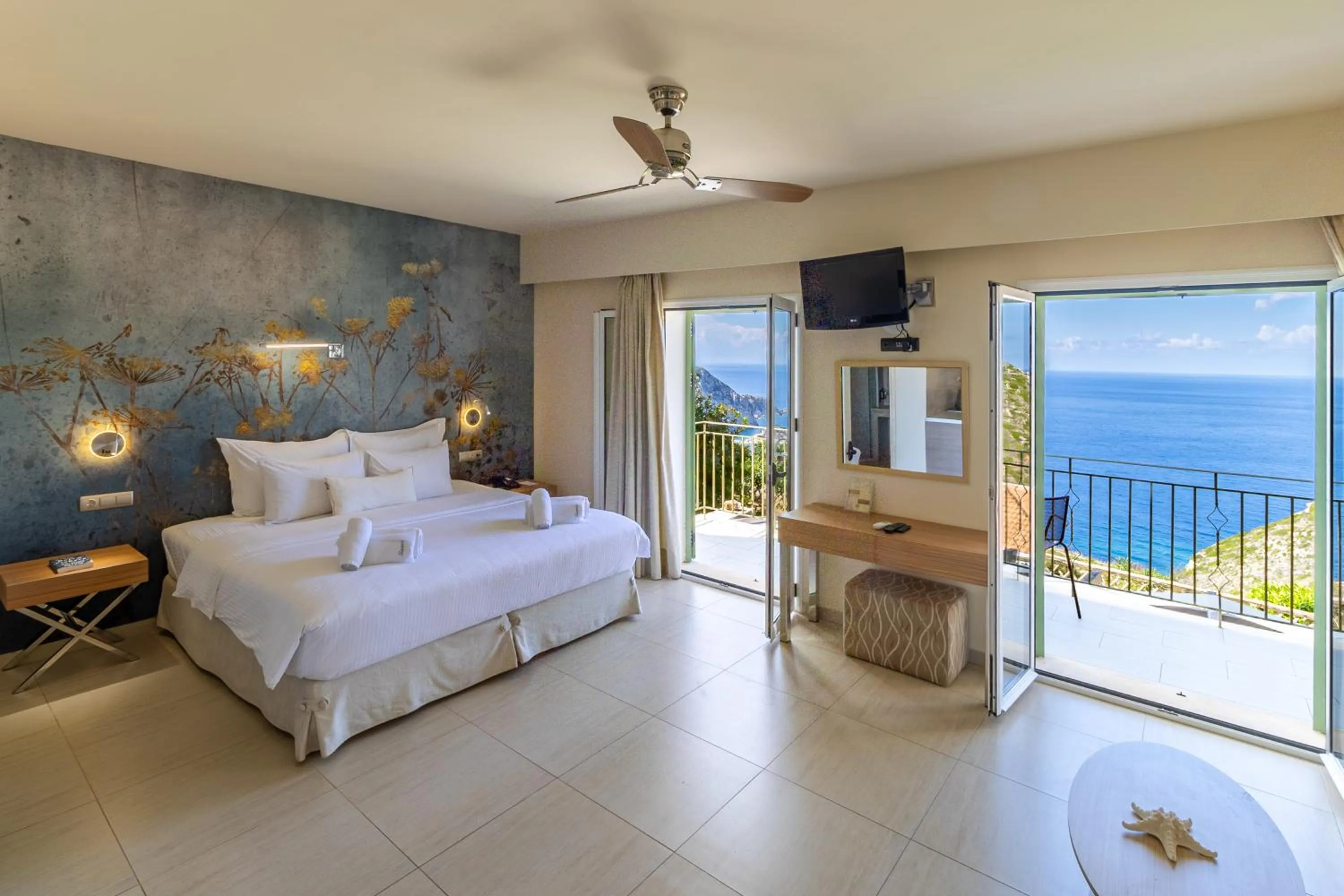 Bed in Petani Bay Hotel - Adults Only