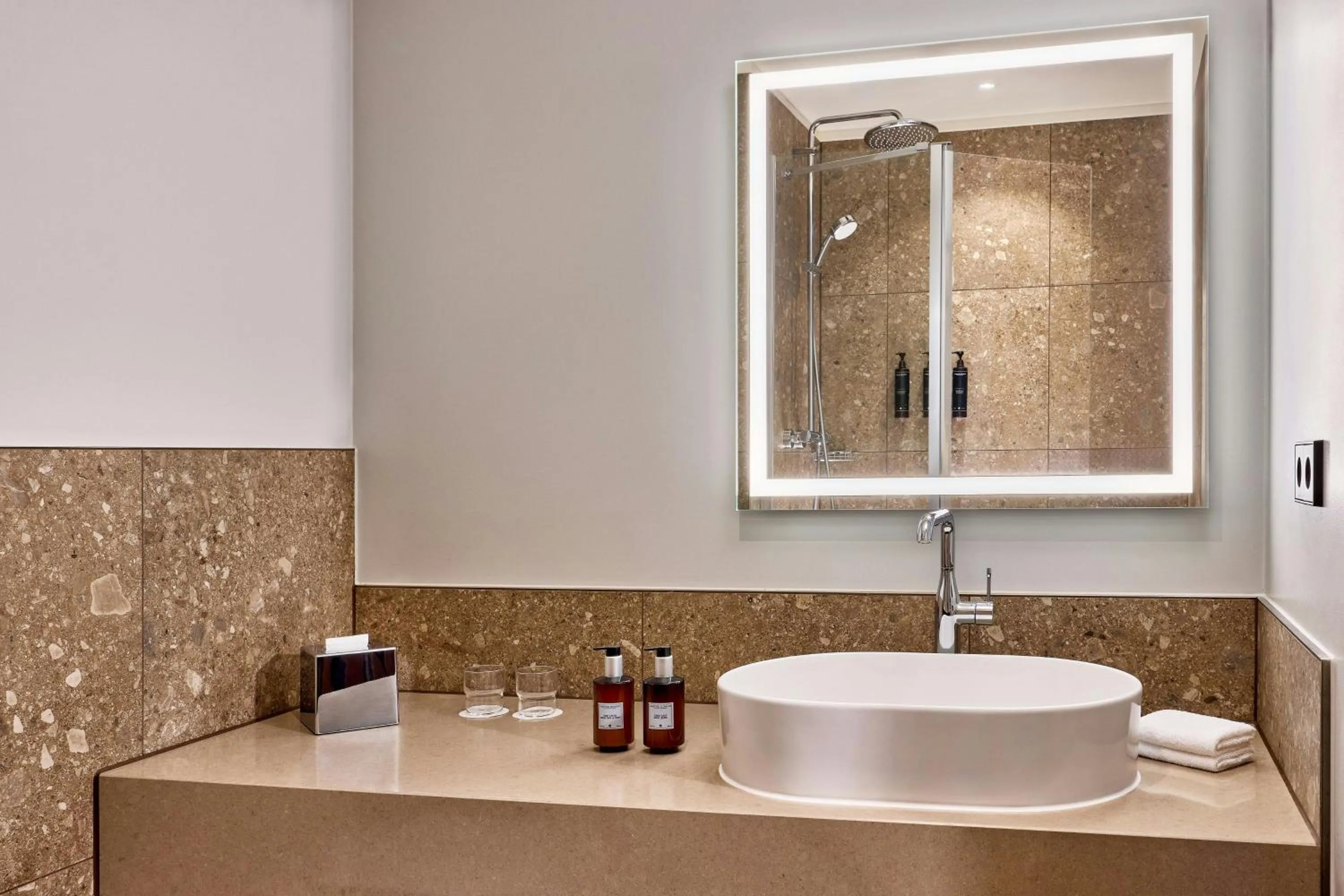 Bathroom in Residence Inn by Marriott Munich Central
