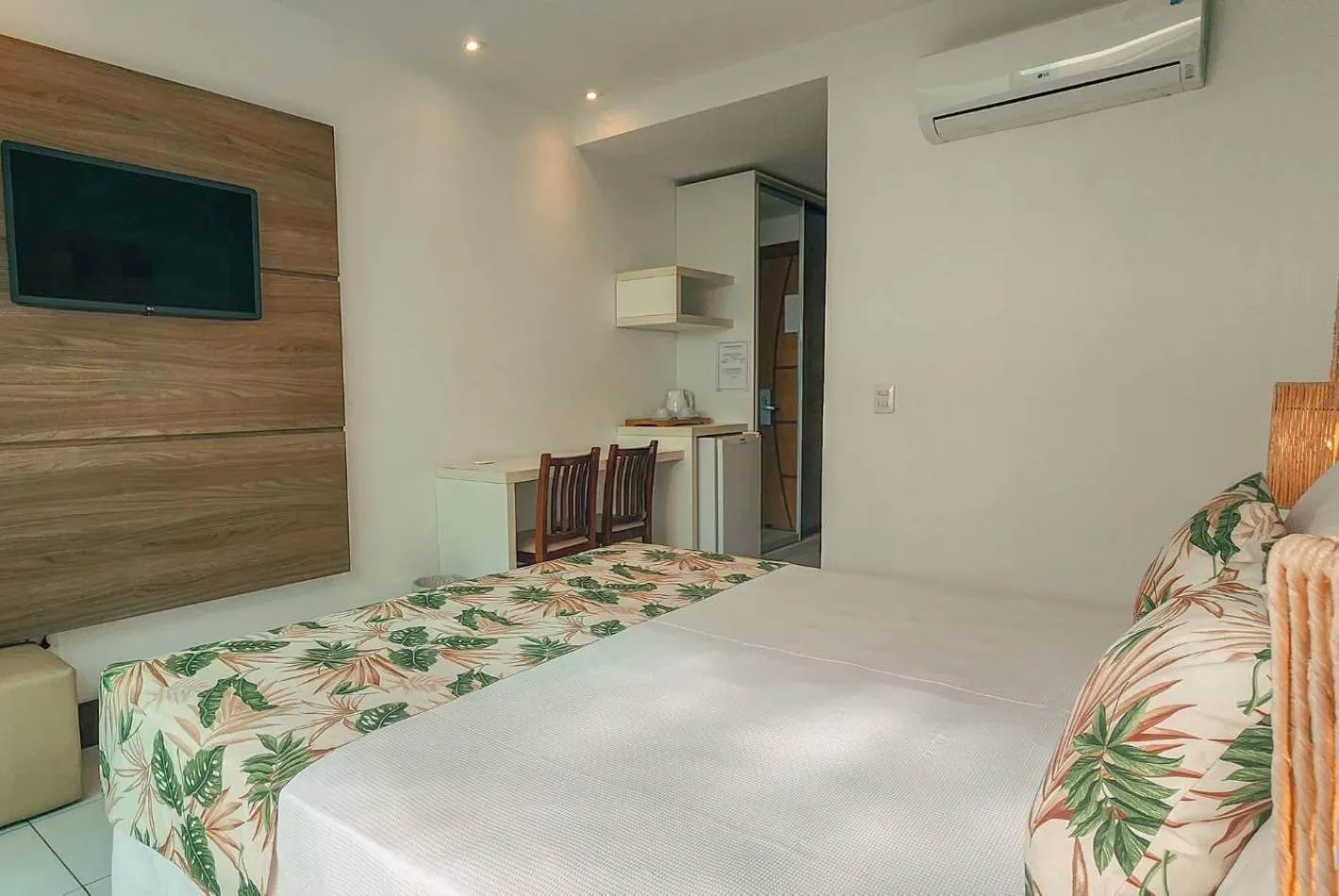 Bed in Hotel Paradiso del Sol