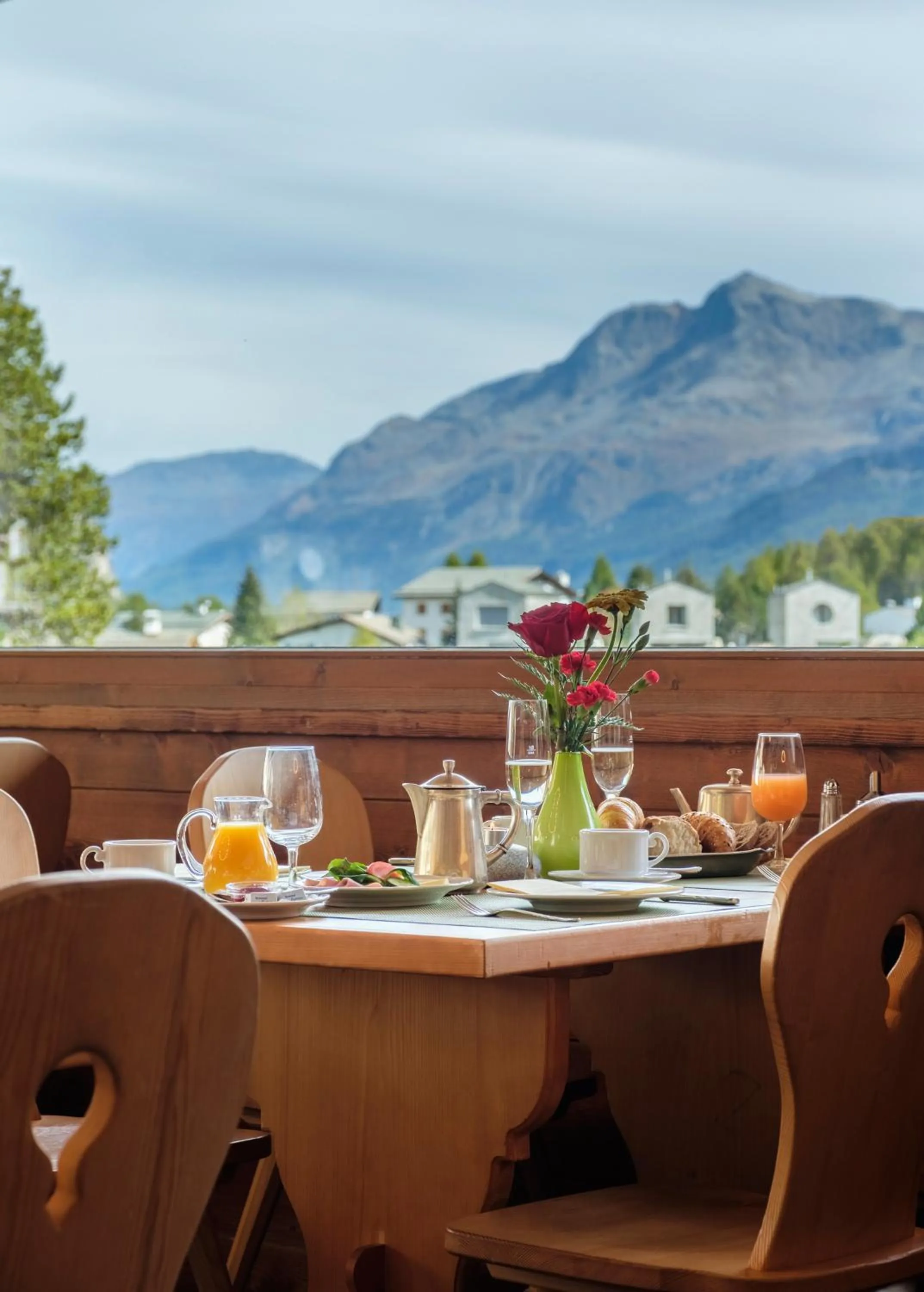 Restaurant/places to eat in Schweizerhaus Swiss Quality Hotel