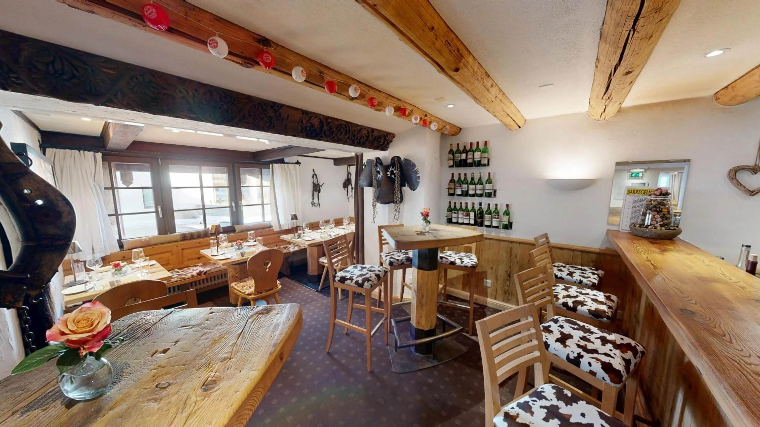 Lounge or bar in Schweizerhaus Swiss Quality Hotel