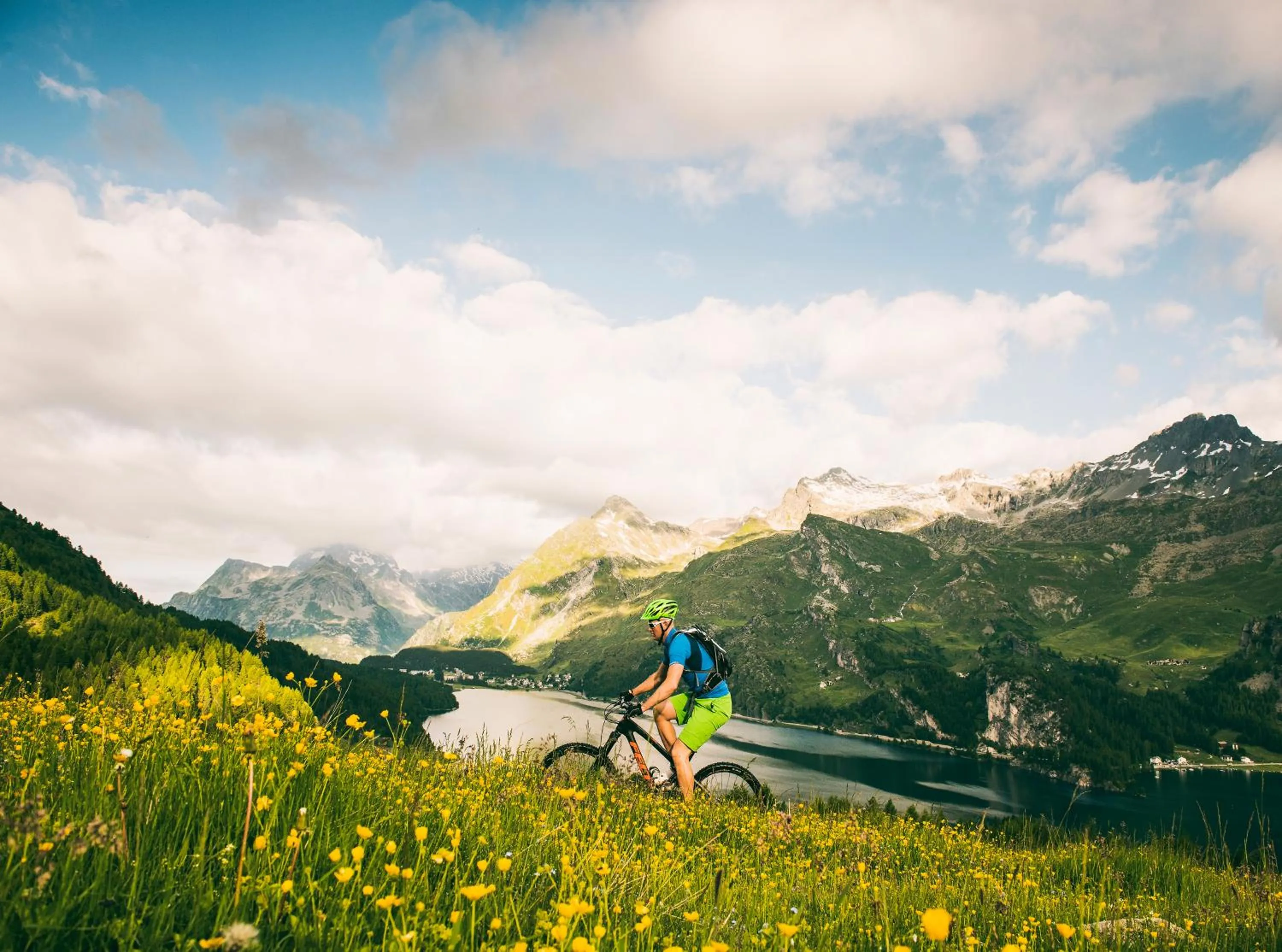 Cycling in Schweizerhaus Swiss Quality Hotel