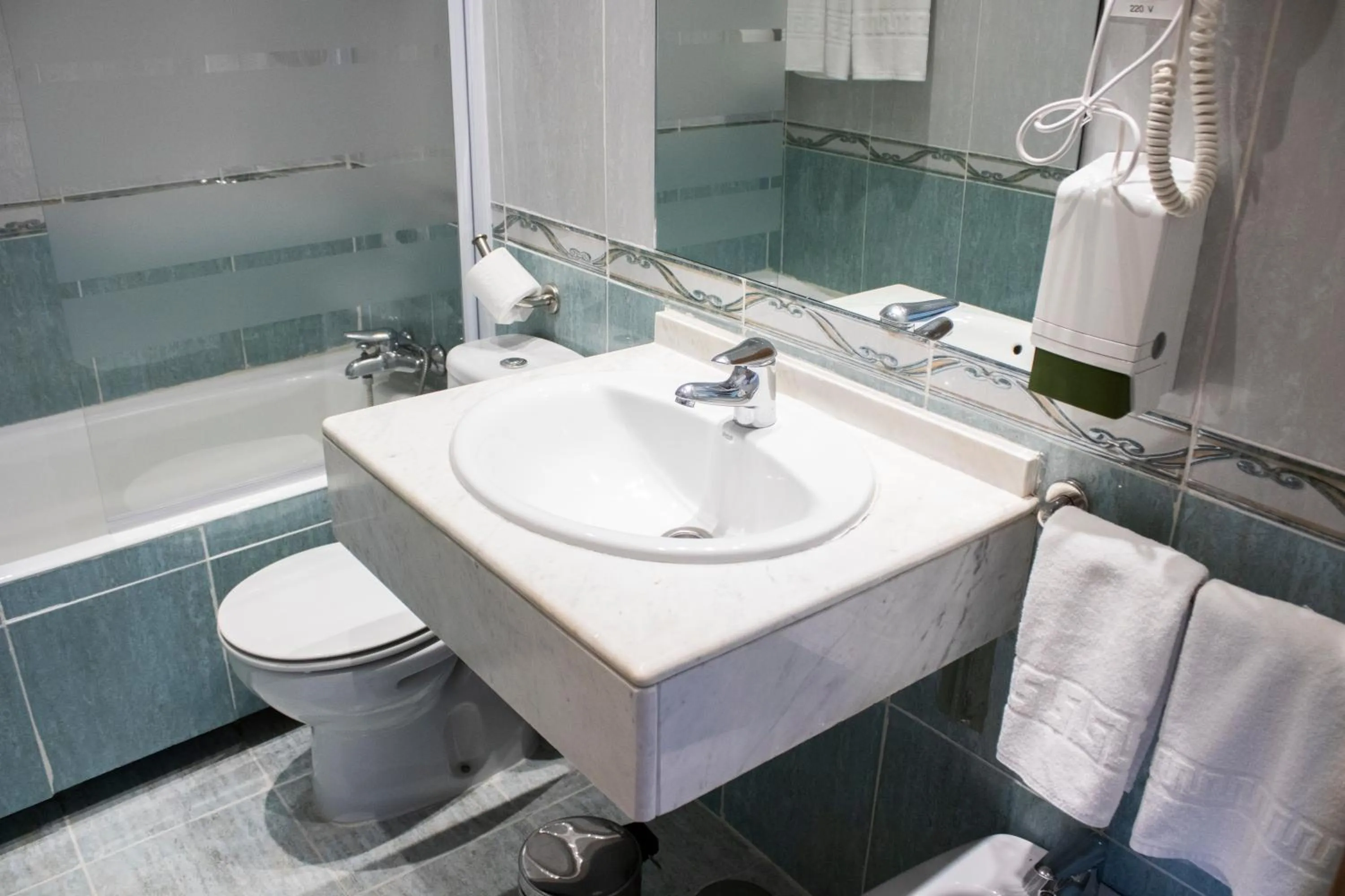 Bathroom in Madrisol