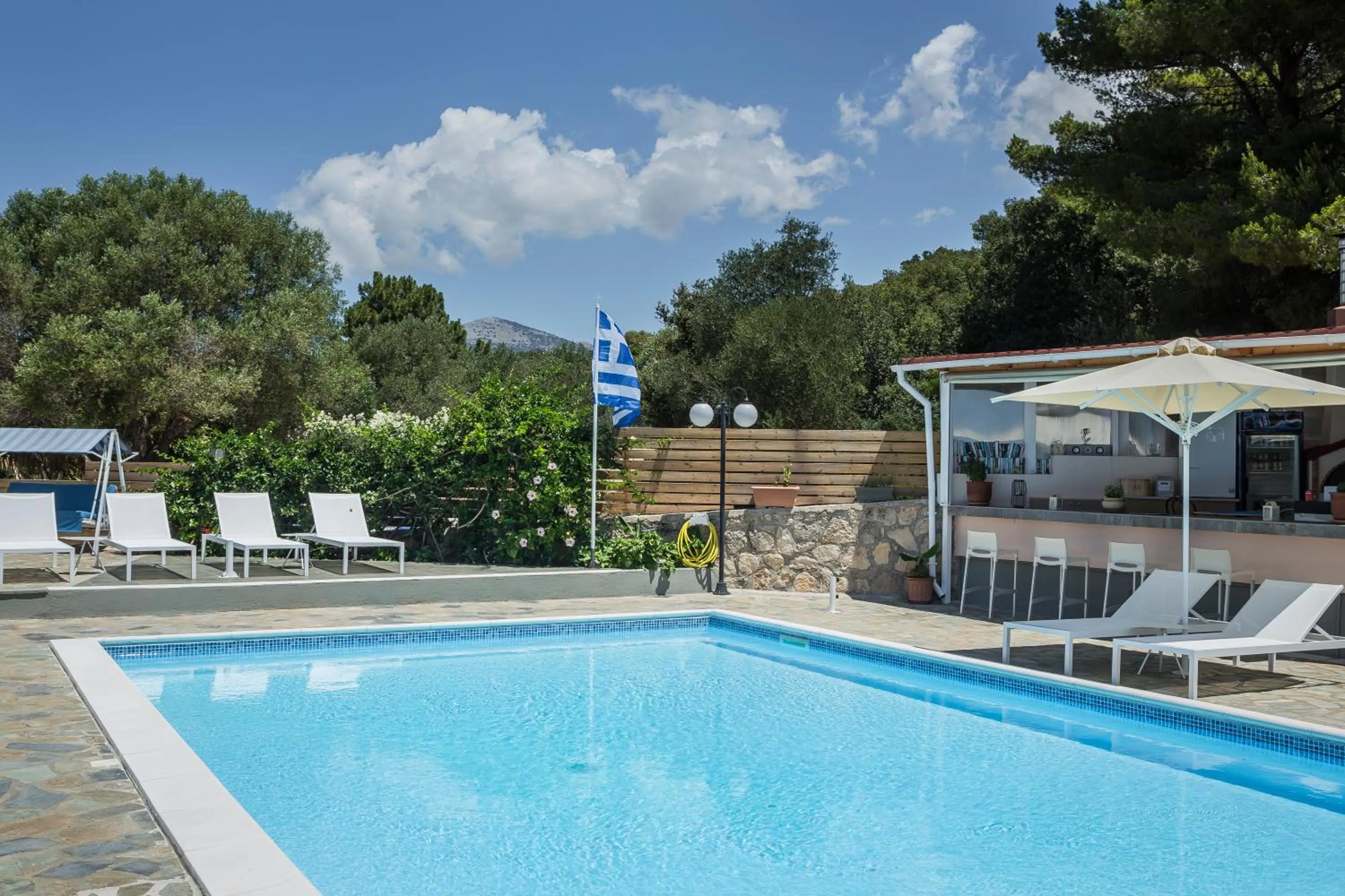 Swimming pool in Panorama Fanari studios and apartments