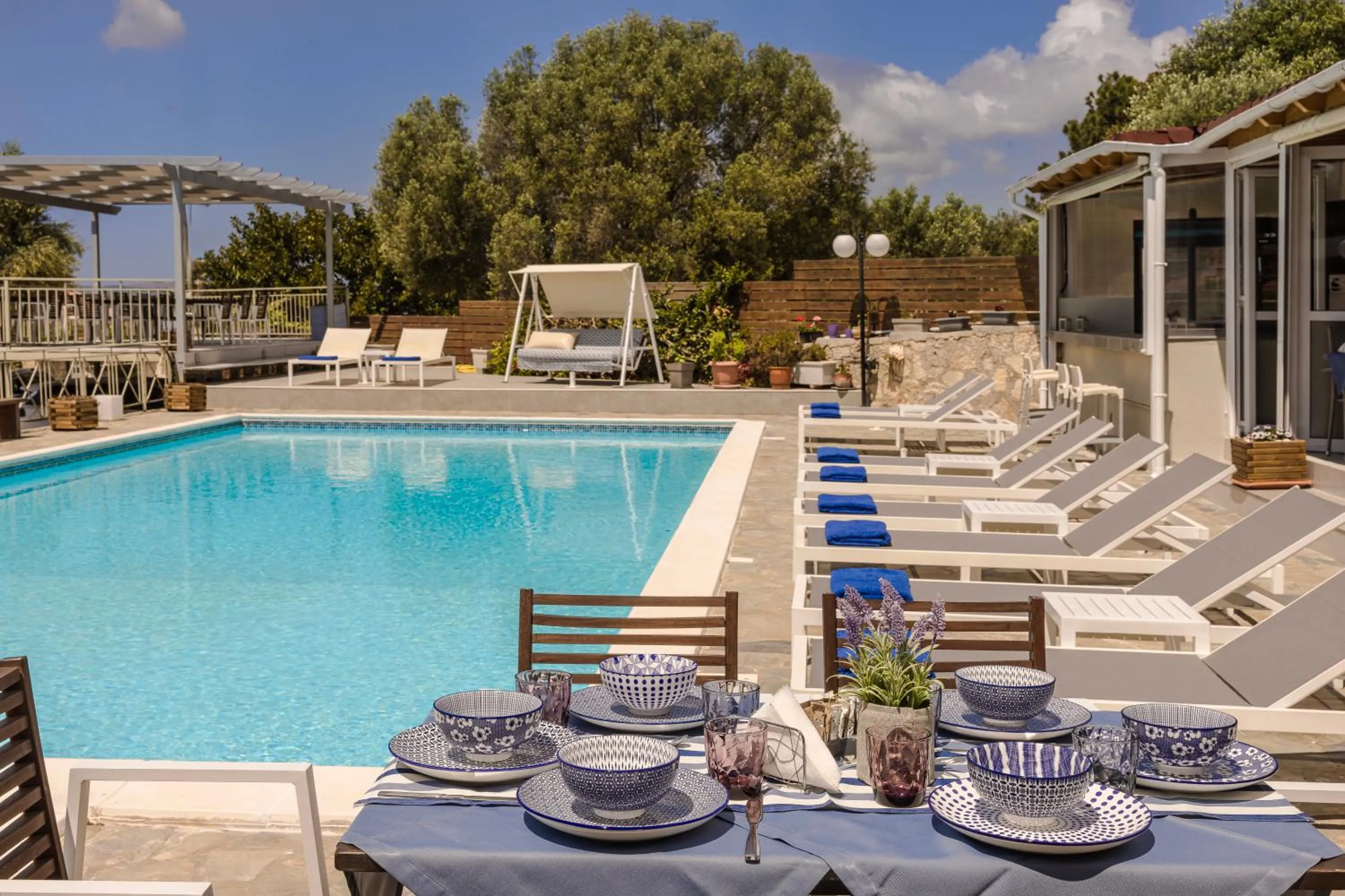 Swimming pool in Panorama Fanari studios and apartments