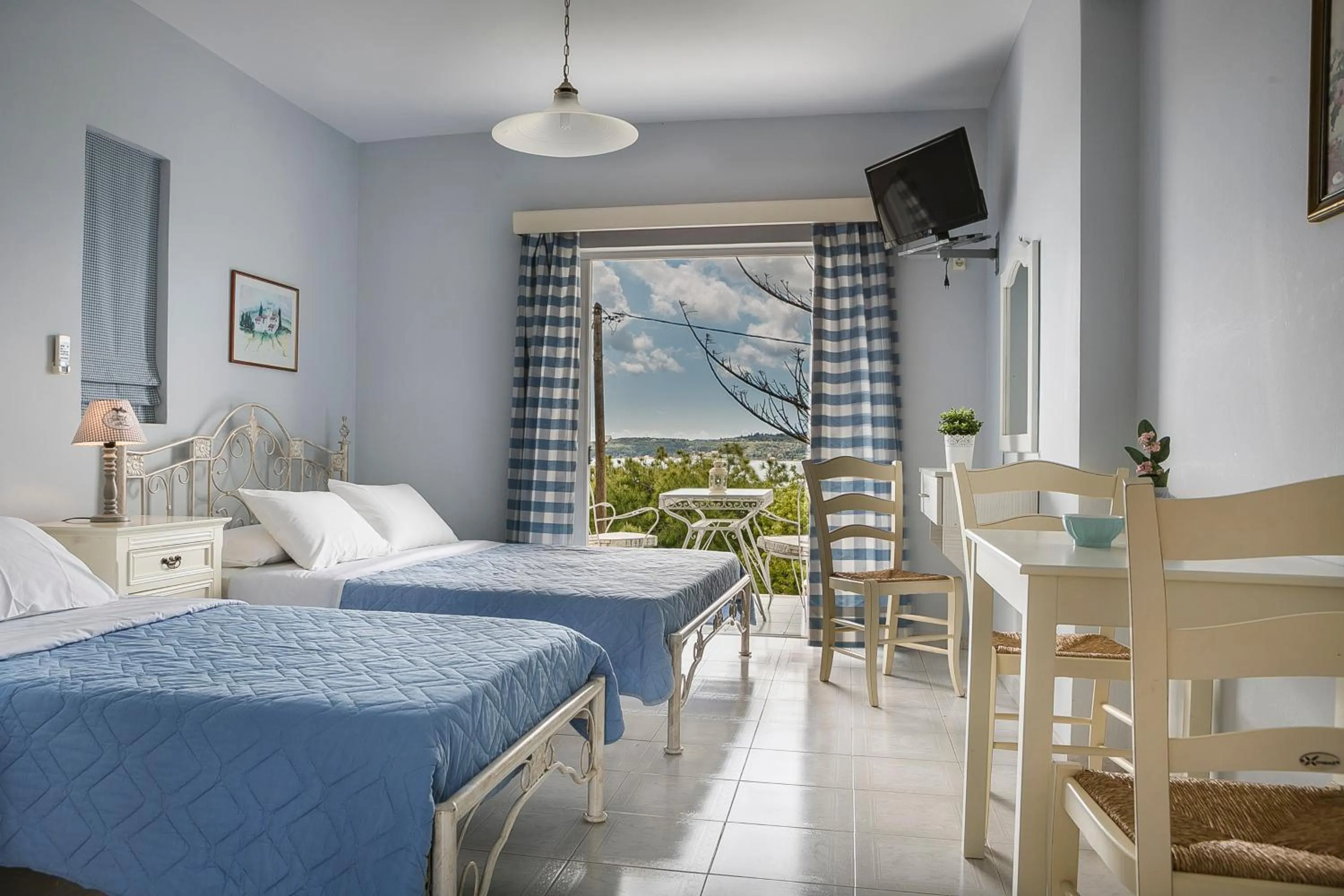 Photo of the whole room, Bed in Panorama Fanari studios and apartments