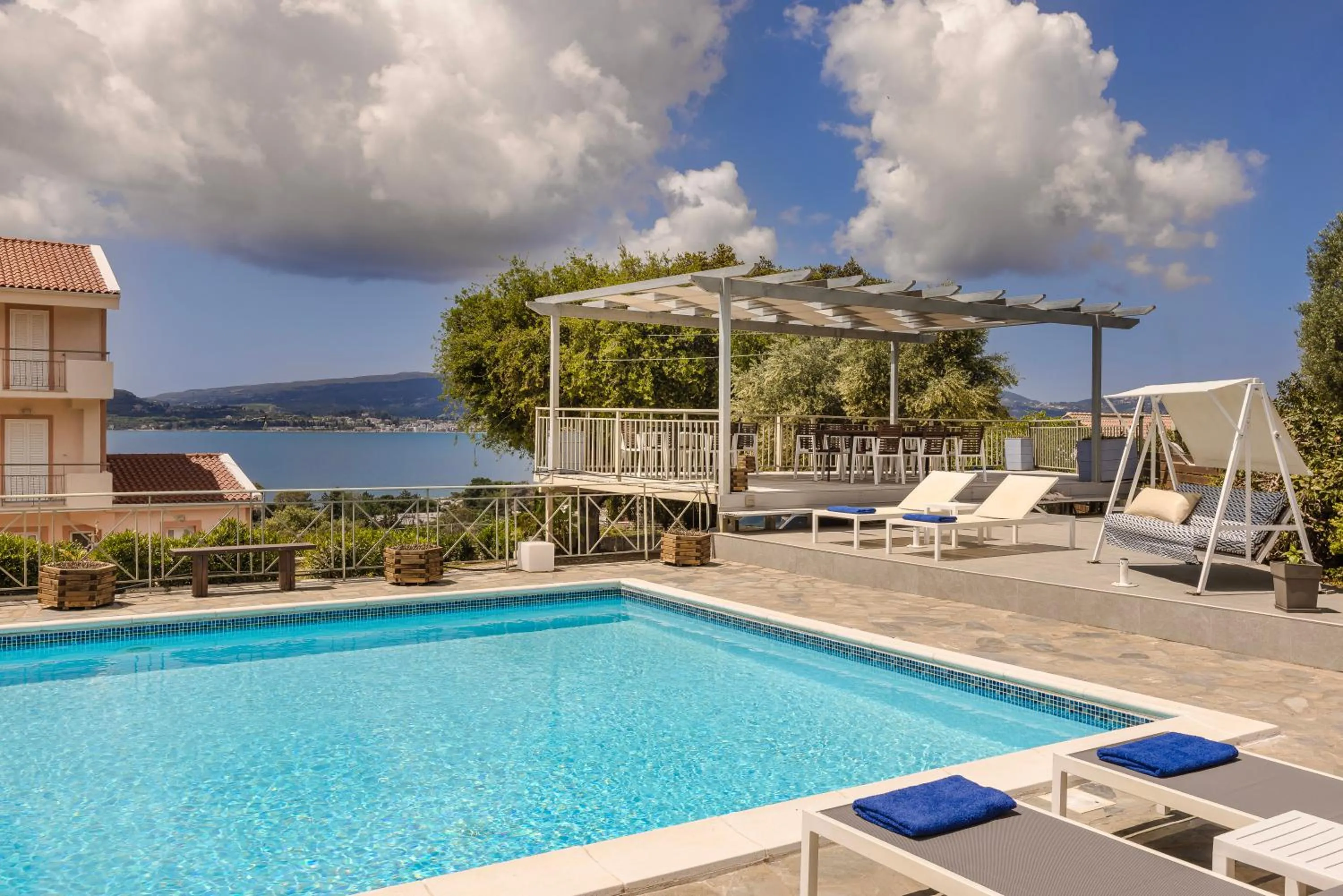 Swimming pool in Panorama Fanari studios and apartments