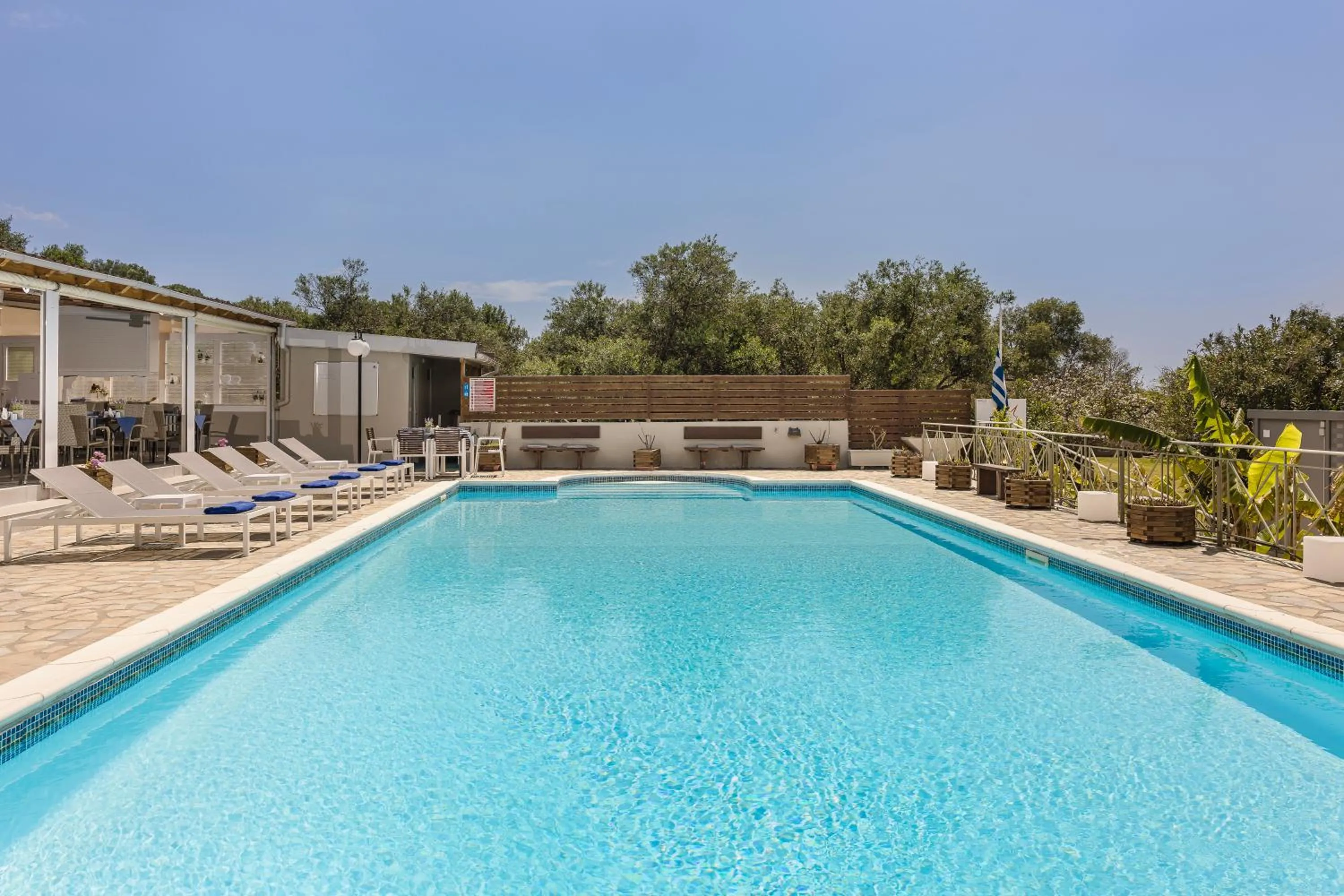 Swimming pool in Panorama Fanari studios and apartments