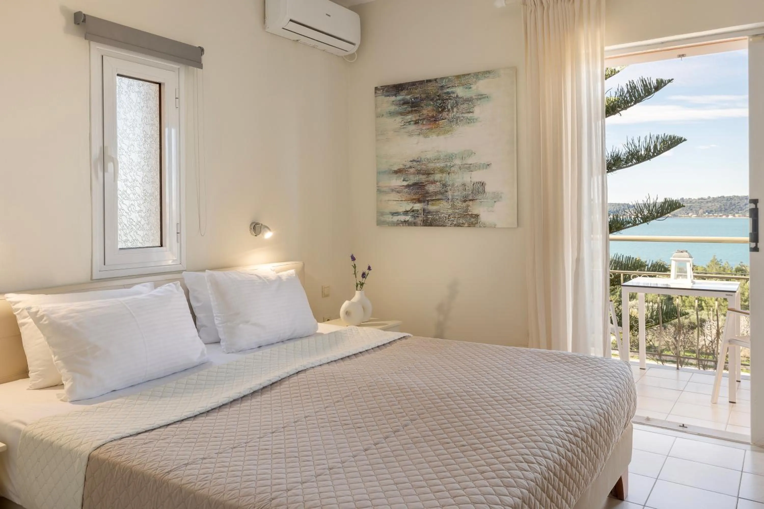 Bed in Panorama Fanari studios and apartments