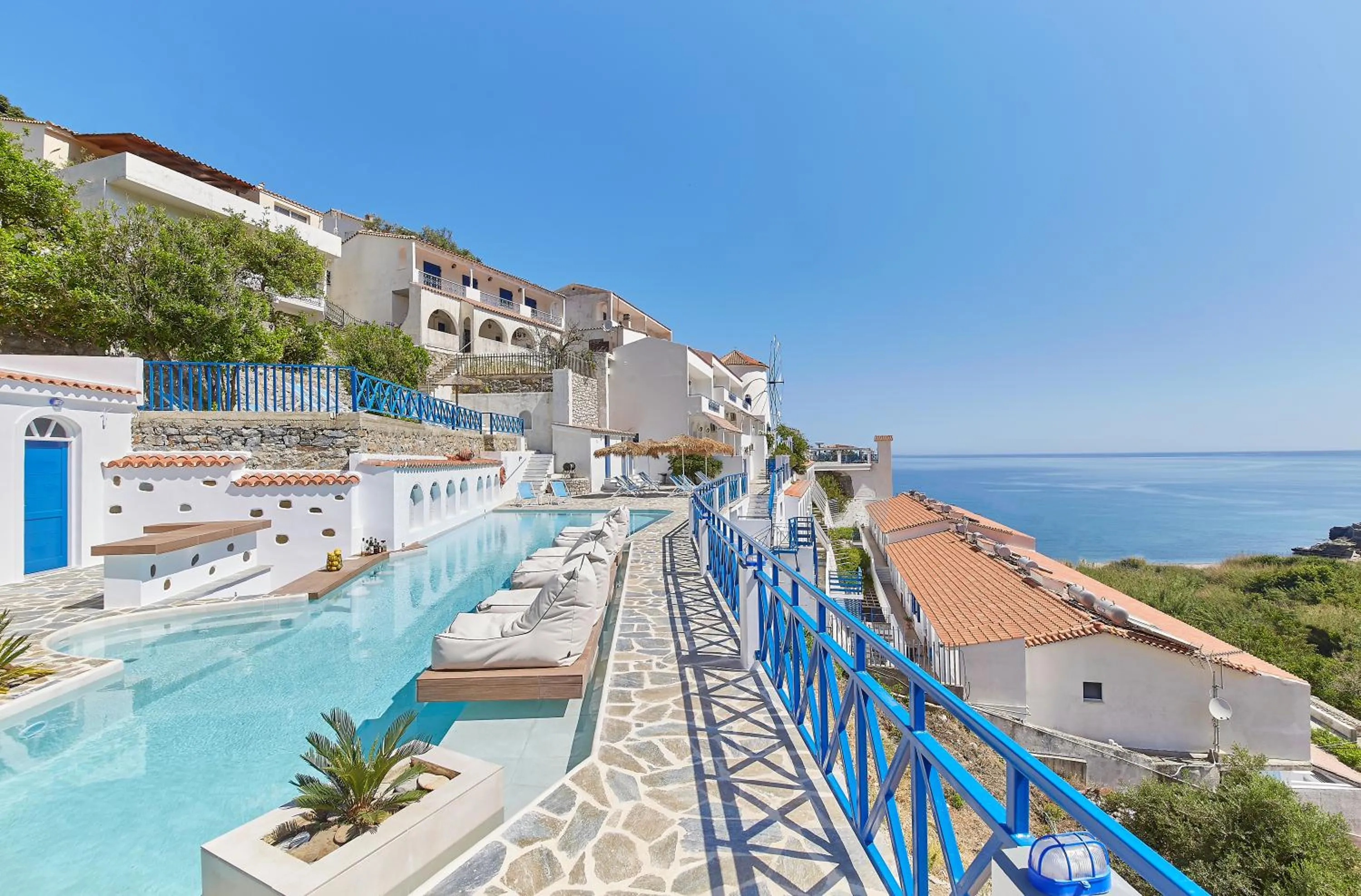 Swimming pool in Kerame Studios & Apartments