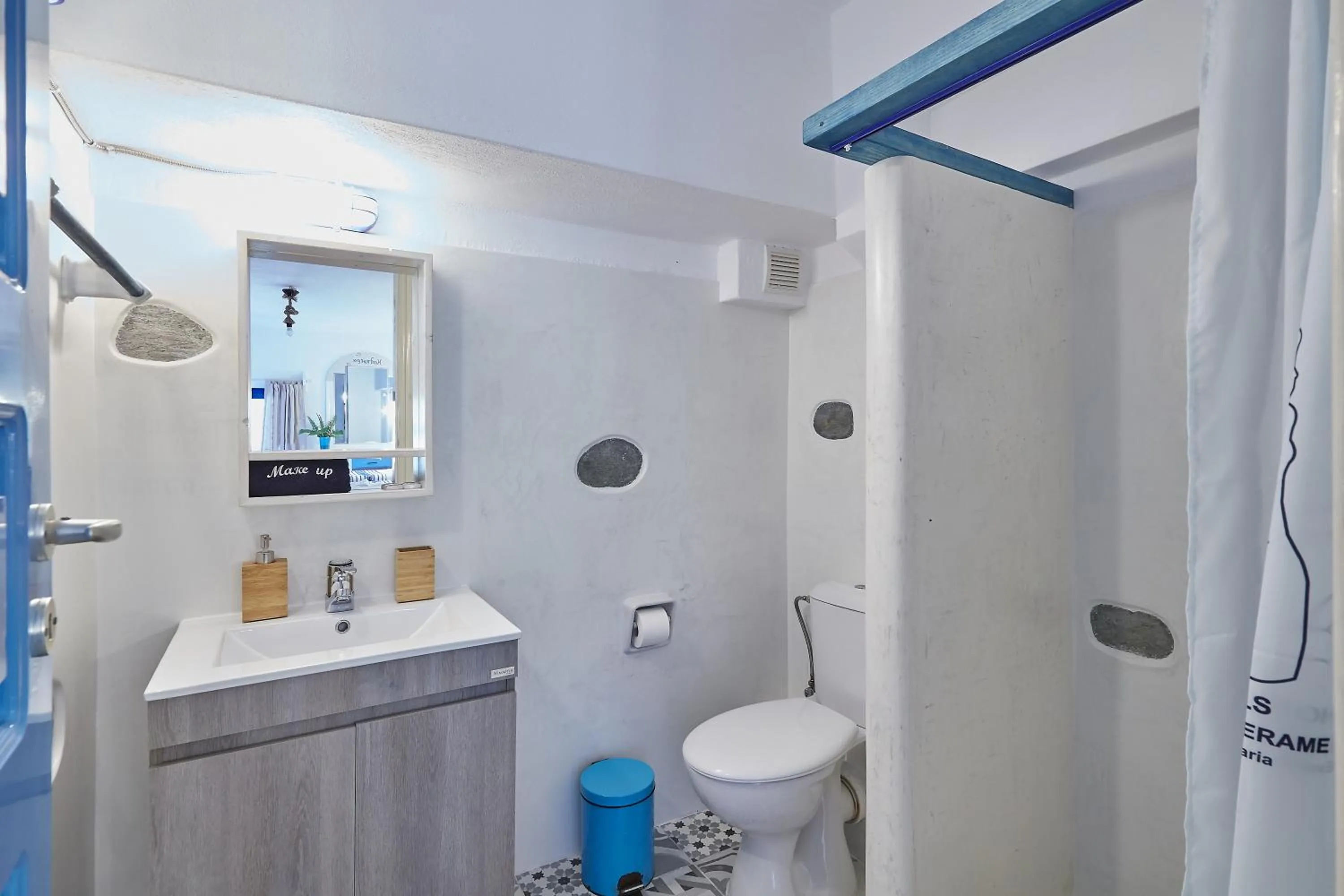 Bathroom in Kerame Studios & Apartments