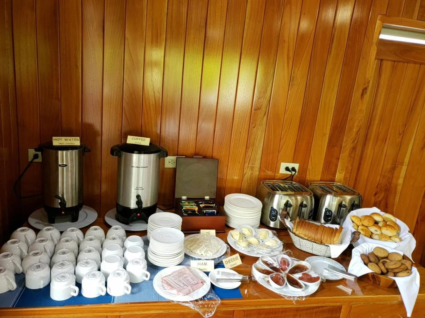 Buffet breakfast in Hotel Cally