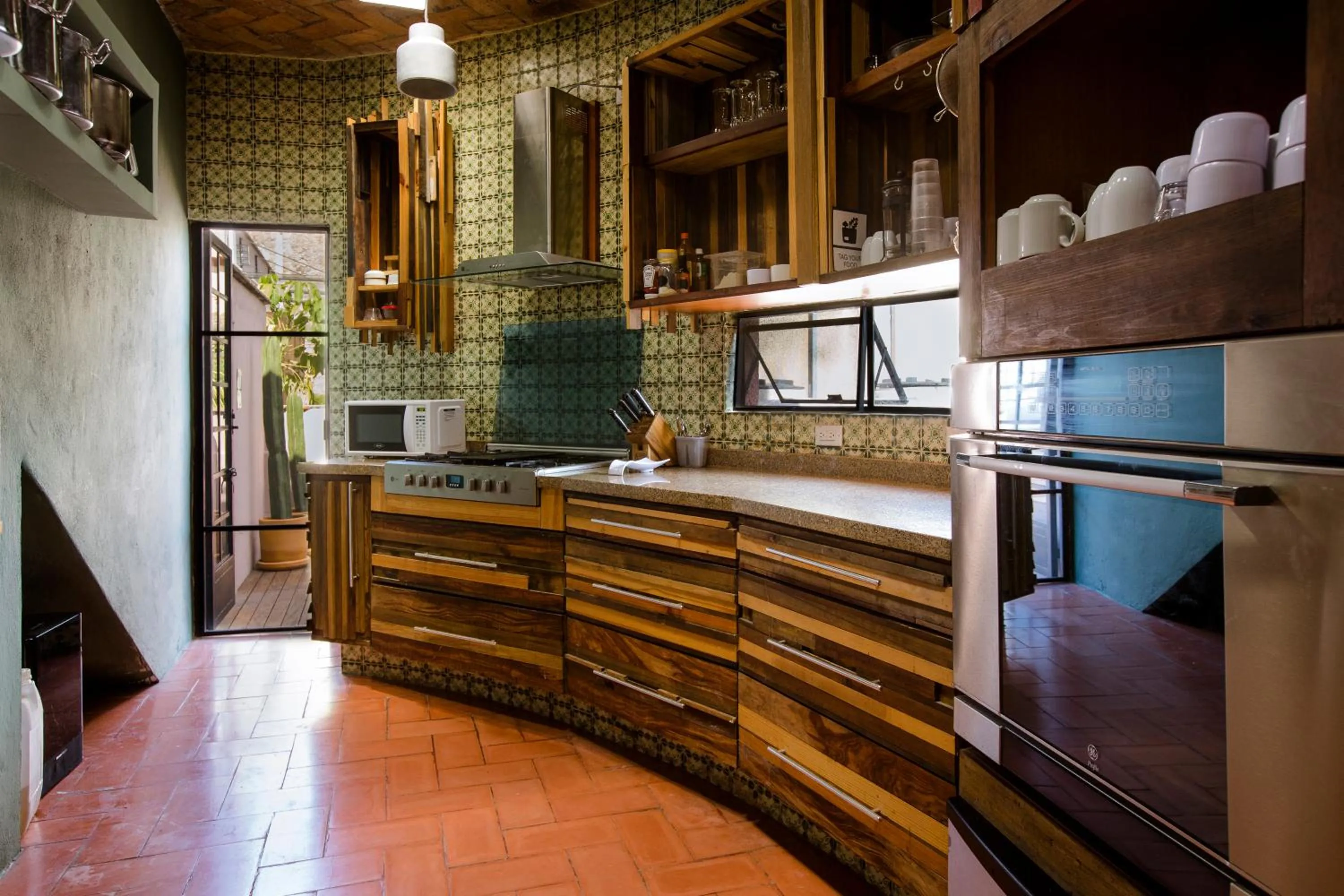 Communal kitchen in Selina San Miguel de Allende