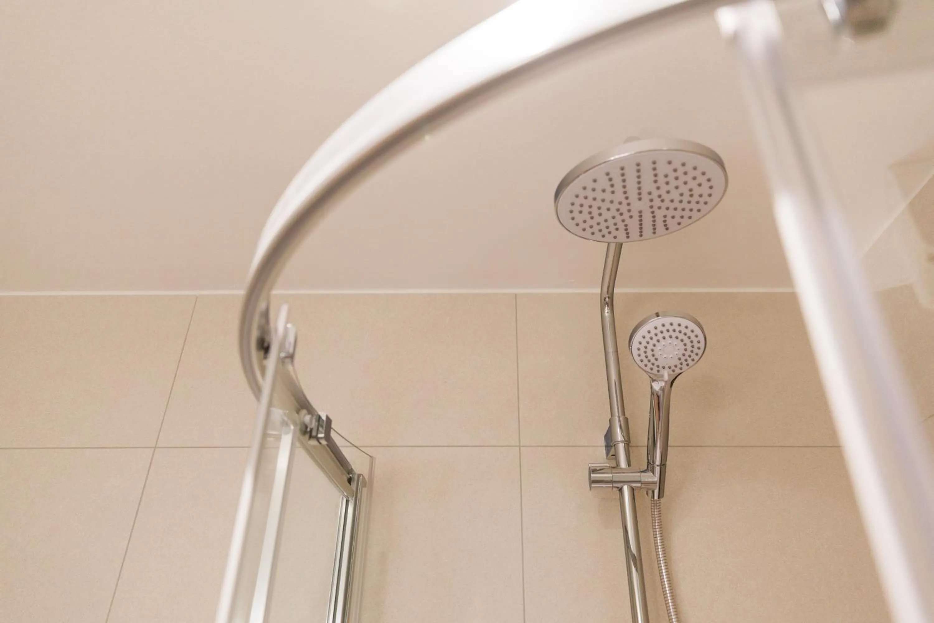 Shower in Hotel Vista