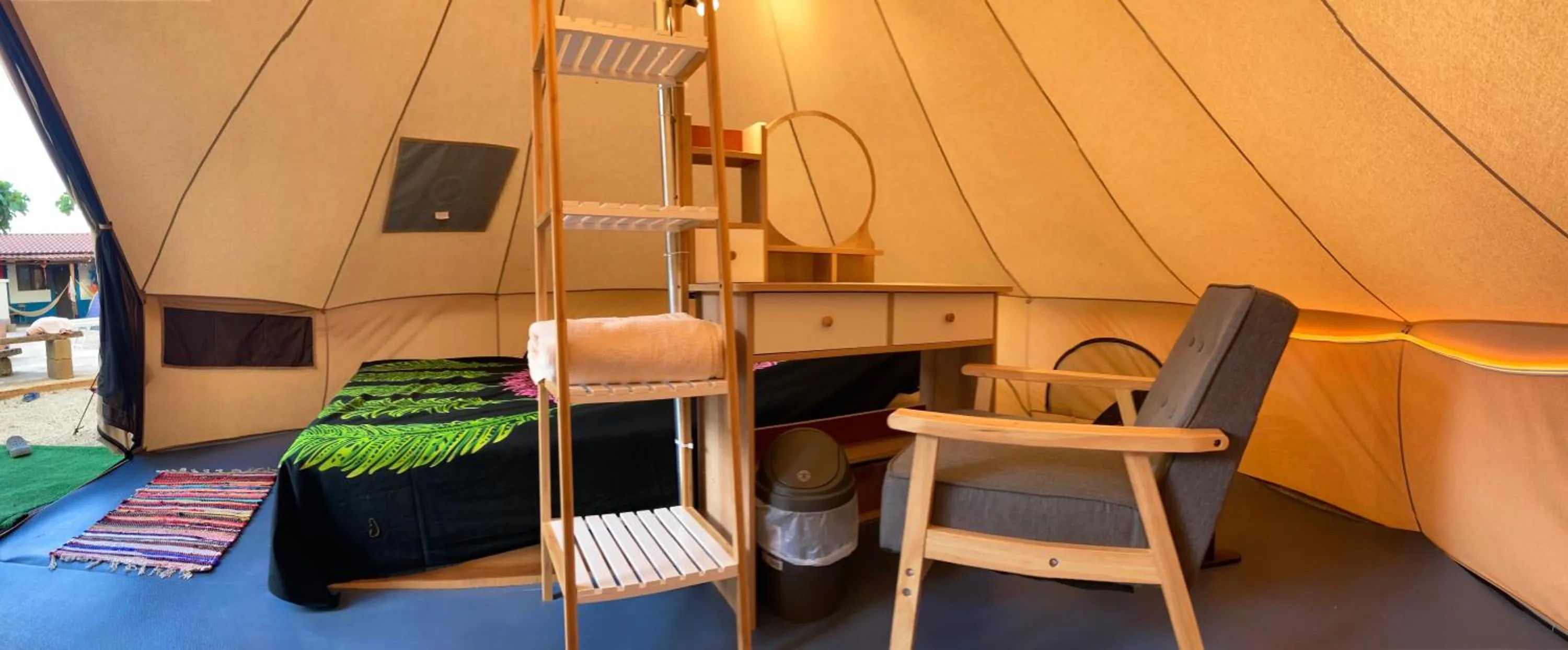 TamaHostel & Glamping