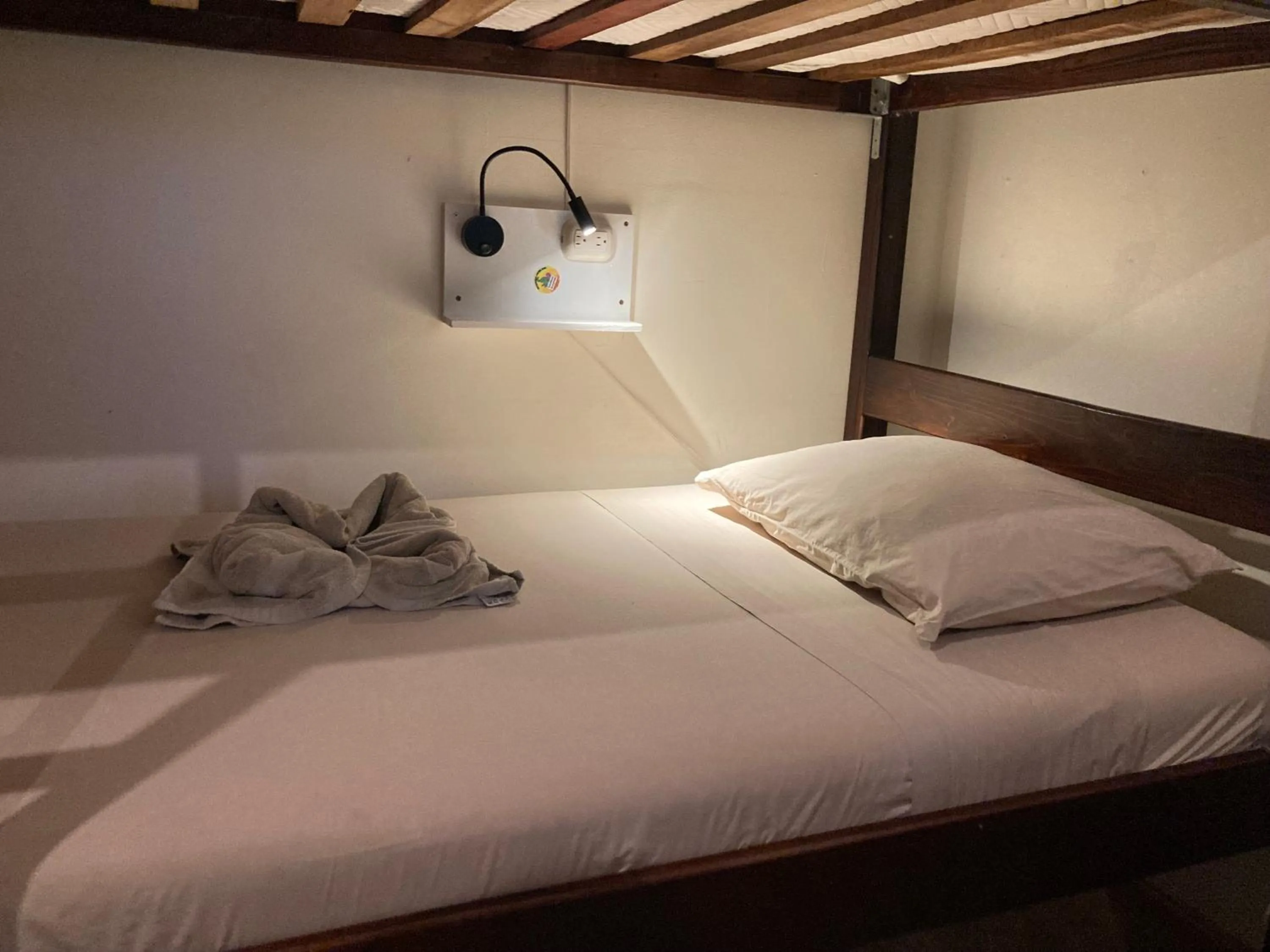 Bed in TamaHostel & Glamping