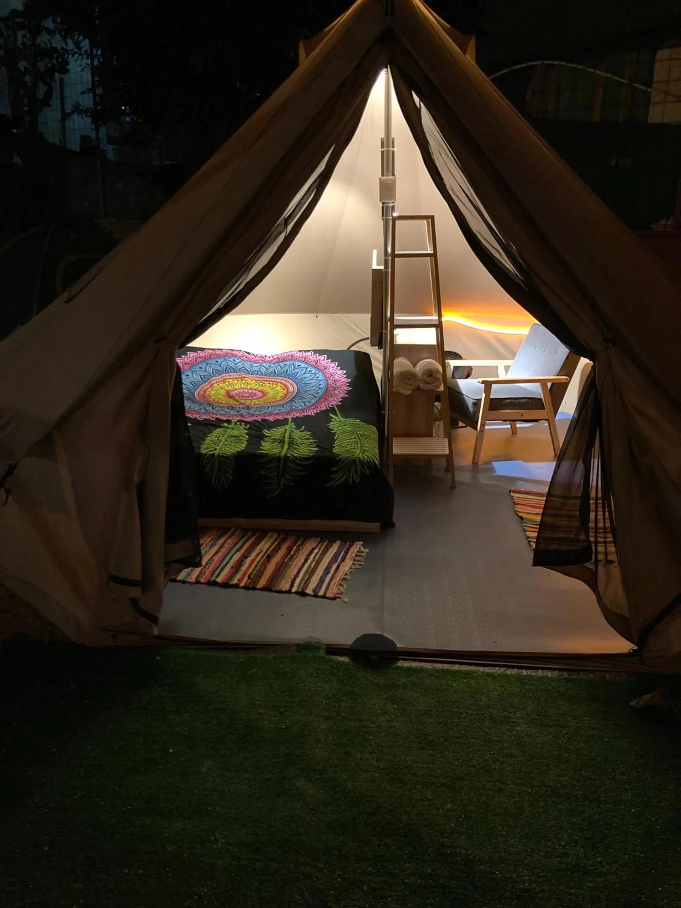 Bed in TamaHostel & Glamping