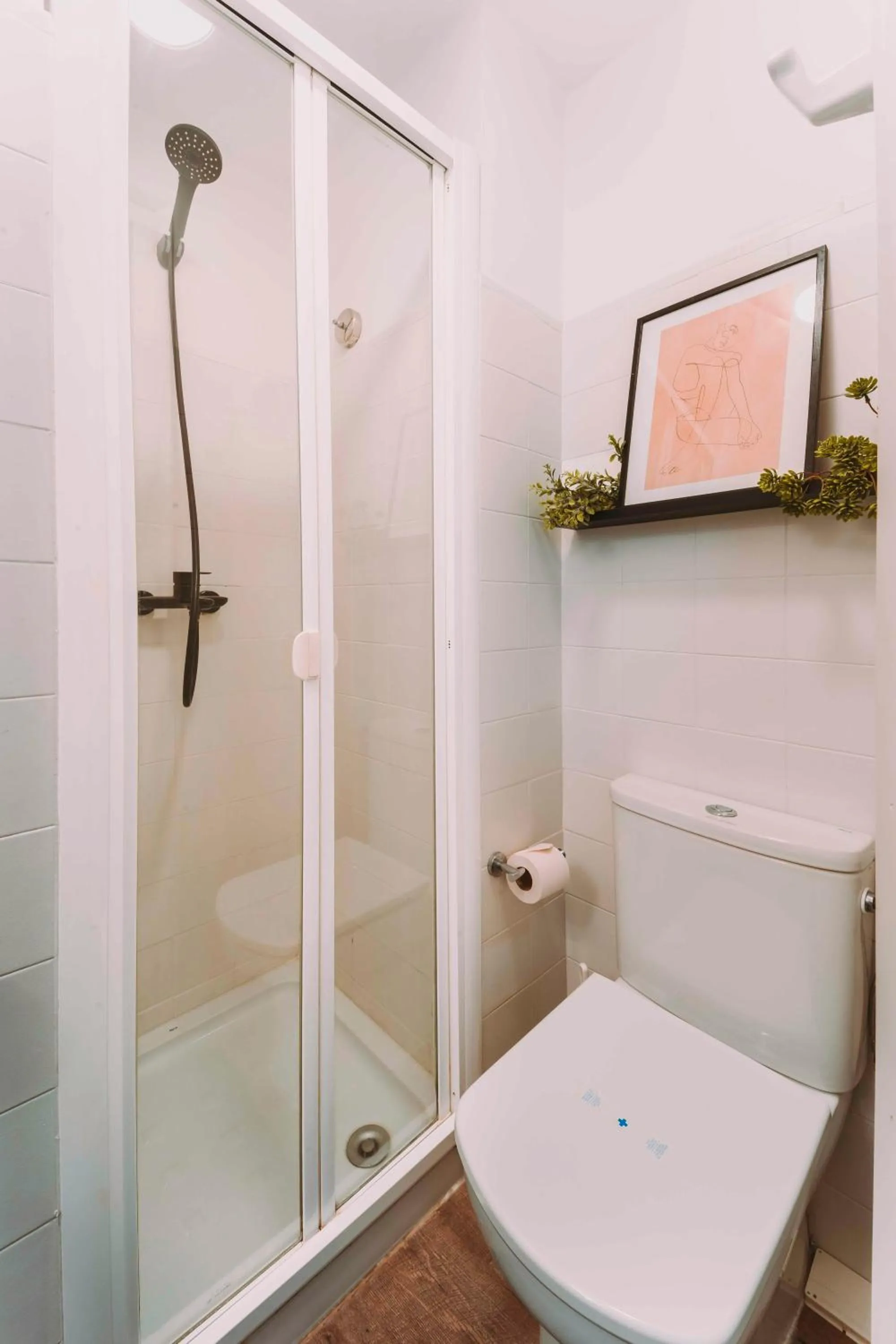 Shower in Hotel Bell Repos