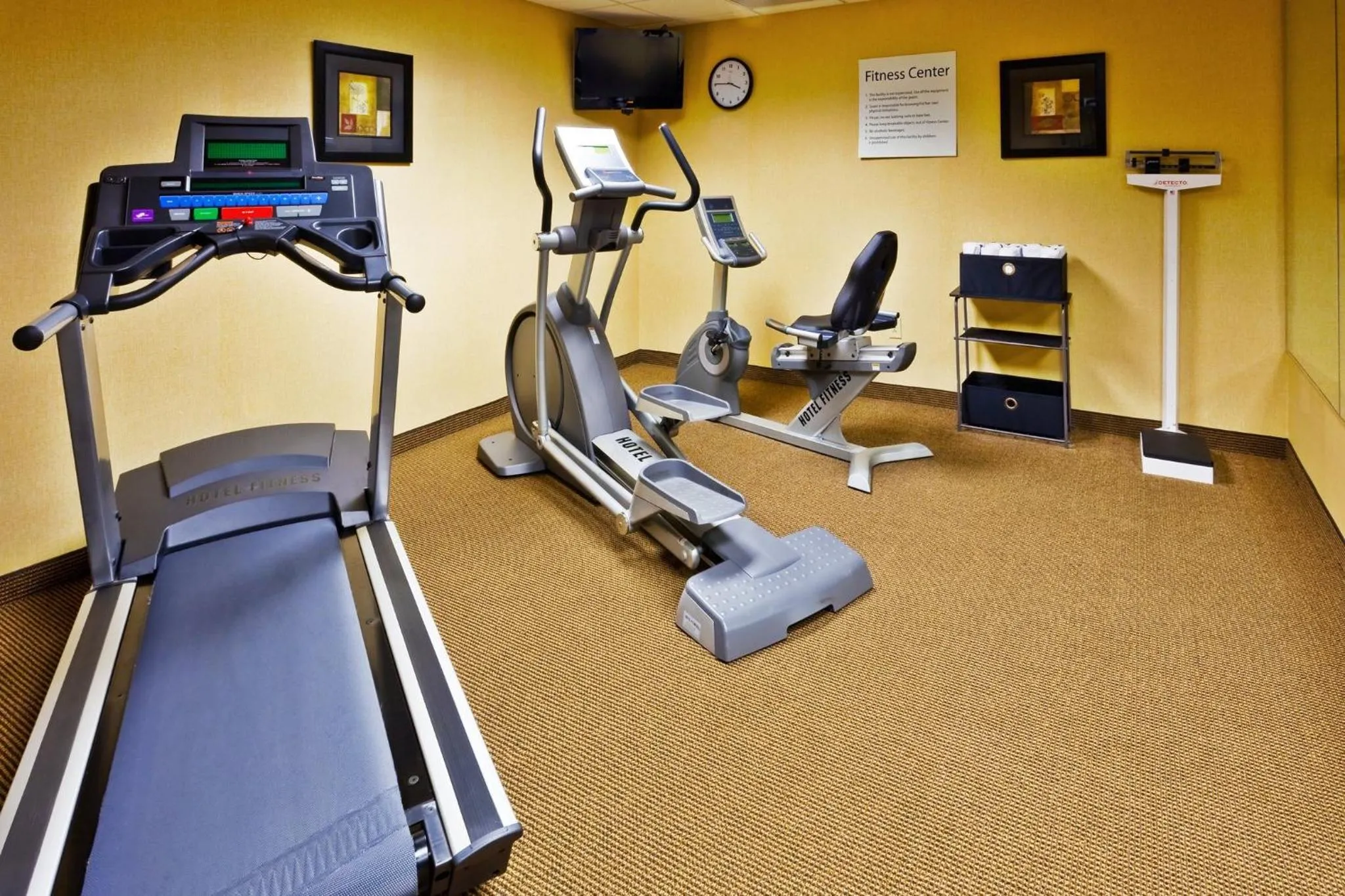 Fitness centre/facilities in Holiday Inn Express Hotel & Suites Memphis/Germantown by IHG