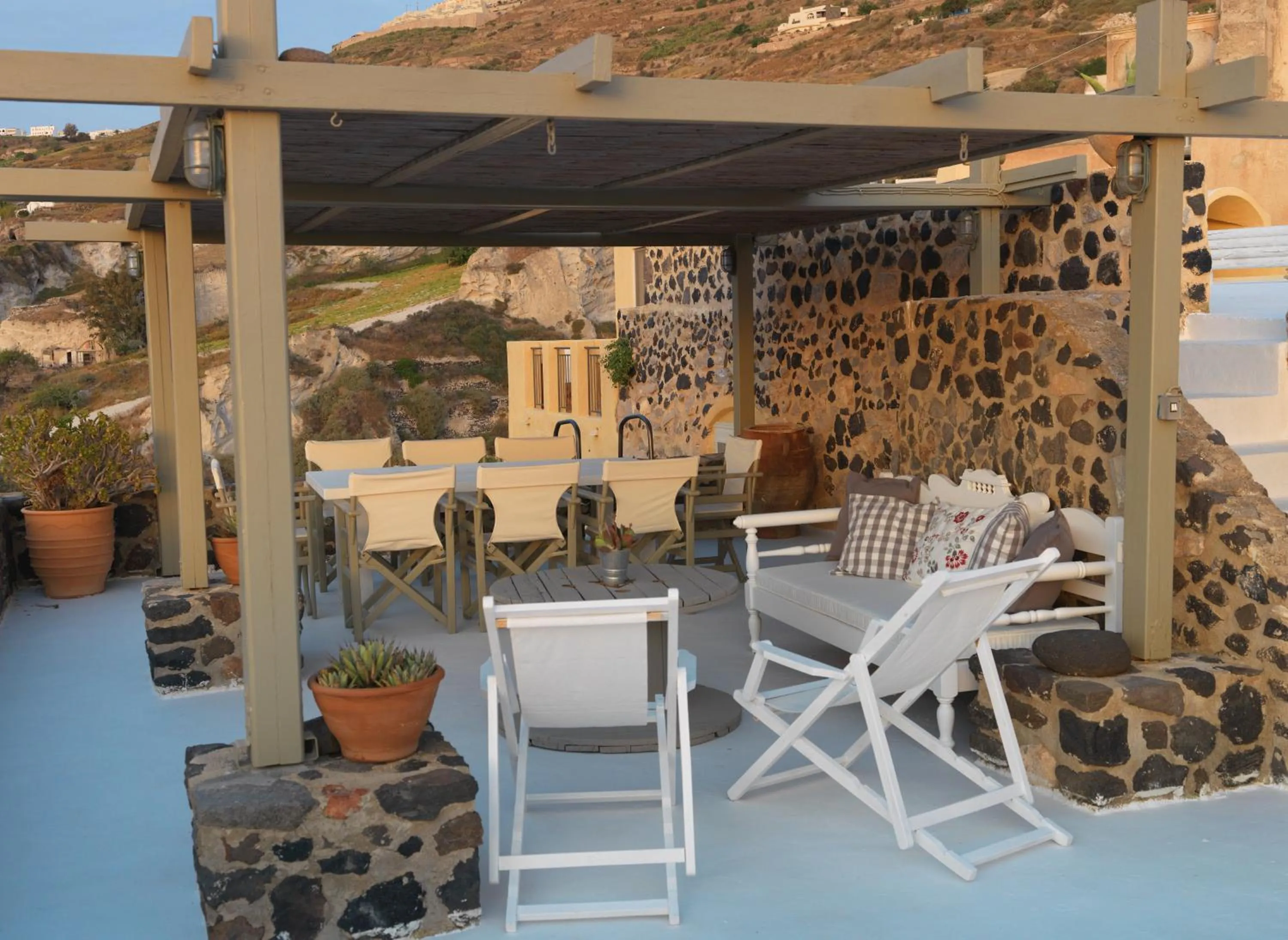 Balcony/Terrace in AFOURA HOUSES by K&K