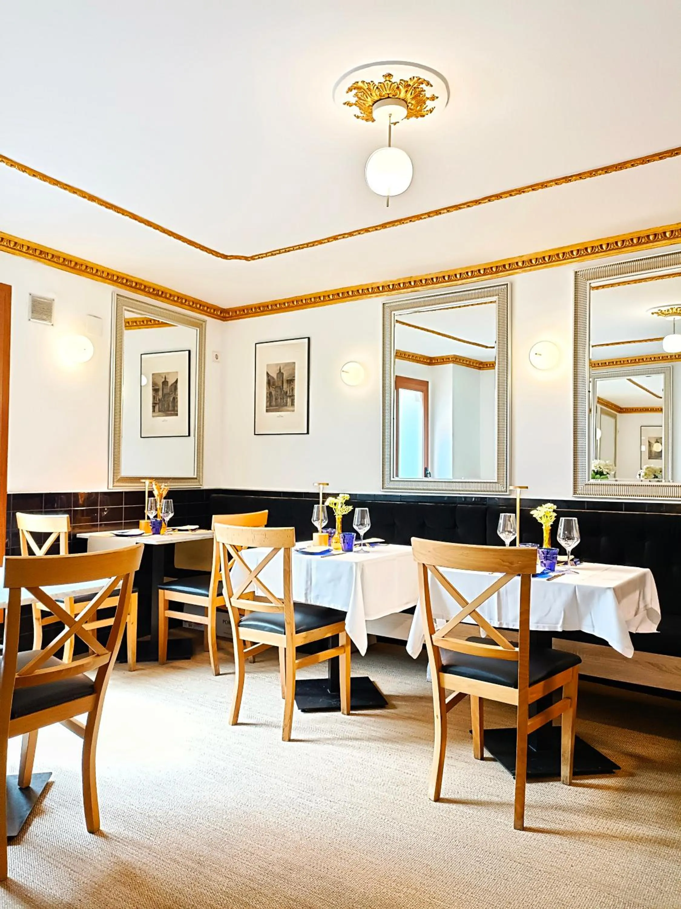 Restaurant/places to eat in Hotel El Siglo