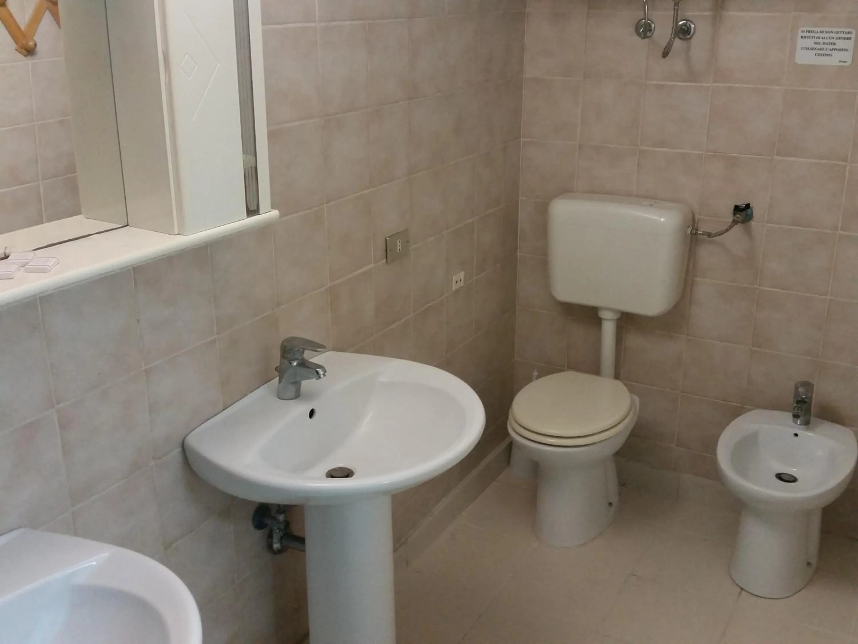 Bathroom in Hotel Sirio