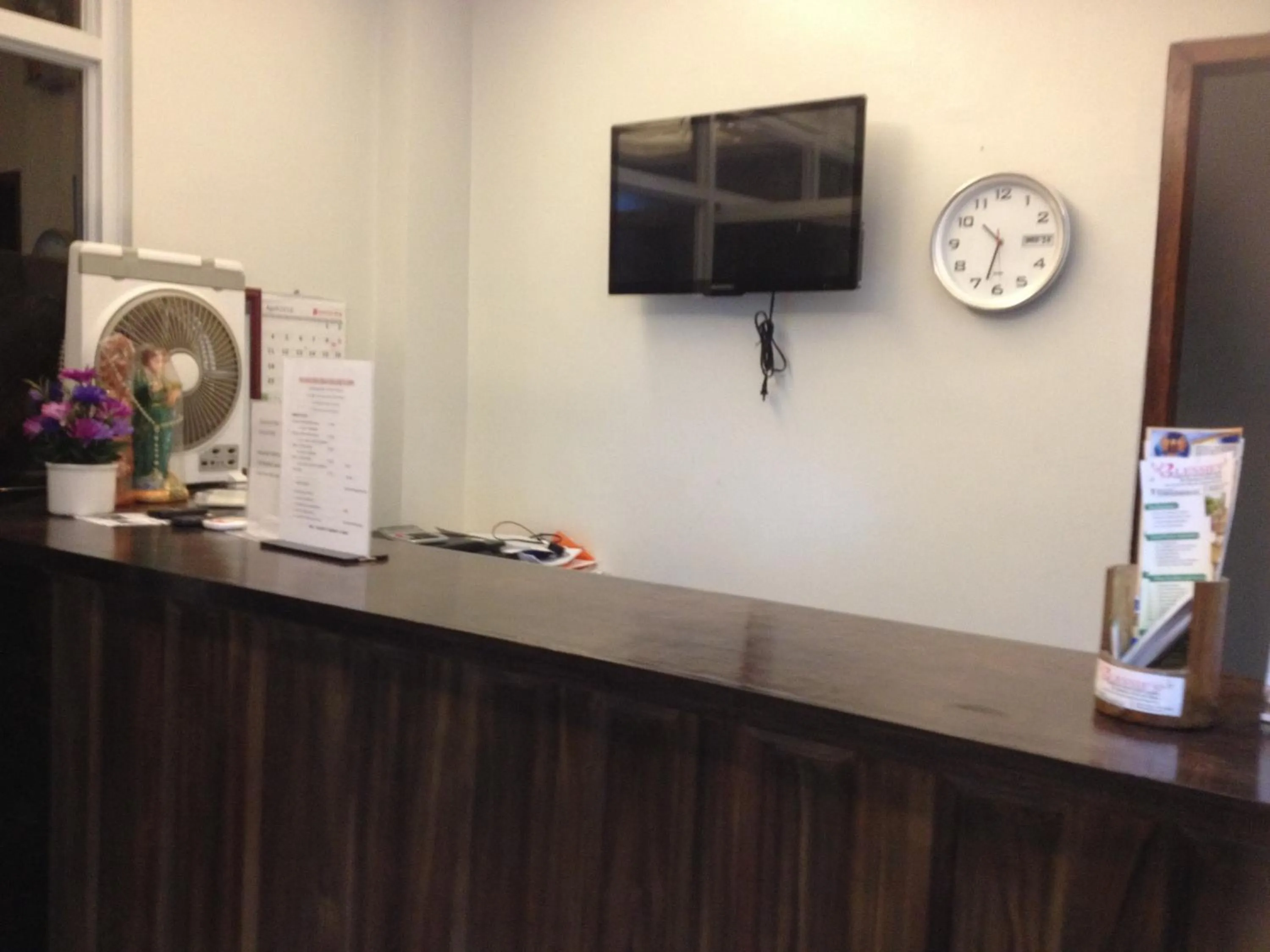 Lobby or reception in Seaslugs Travellers Inn