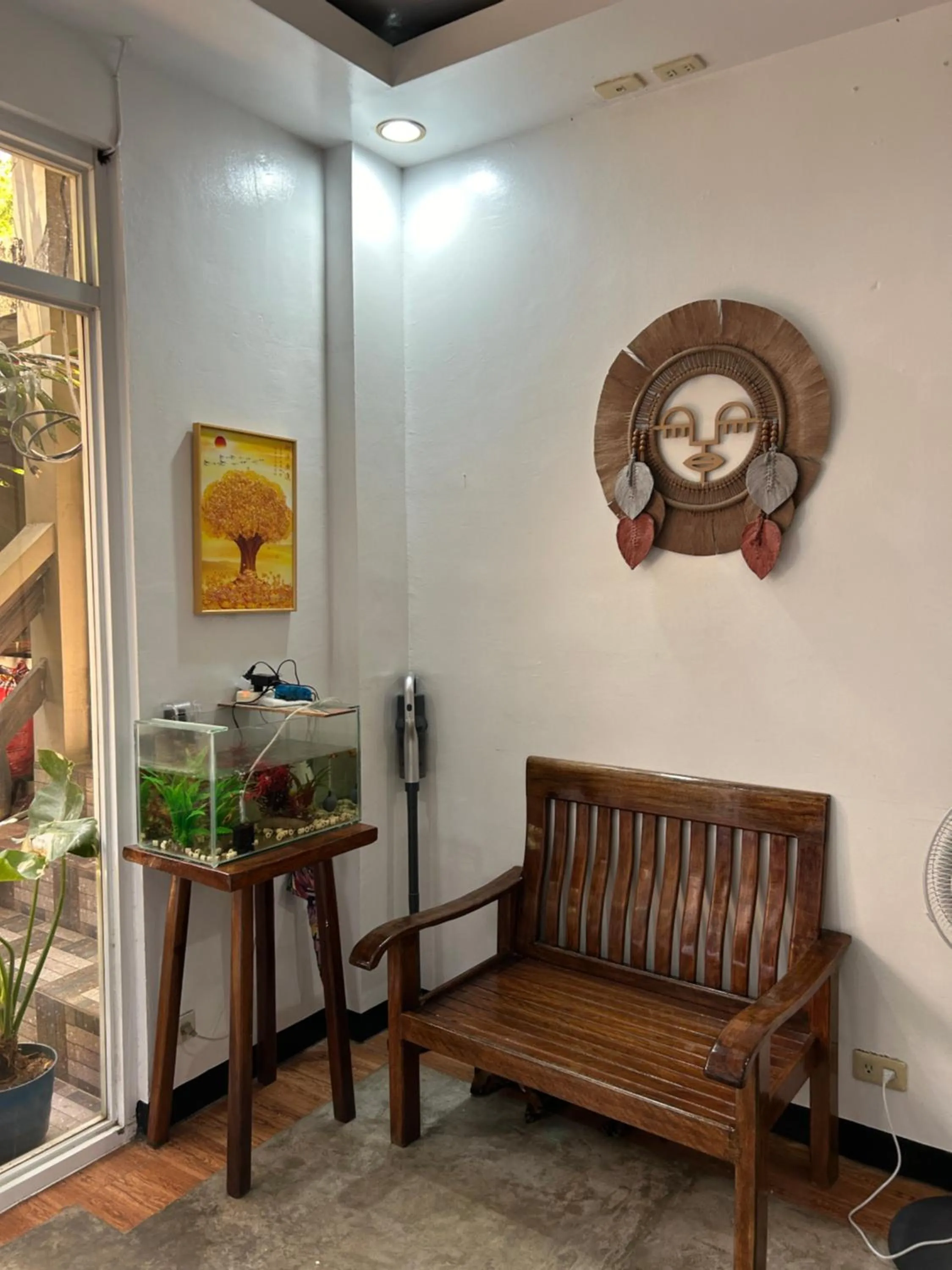 Lobby or reception in Seaslugs Travellers Inn