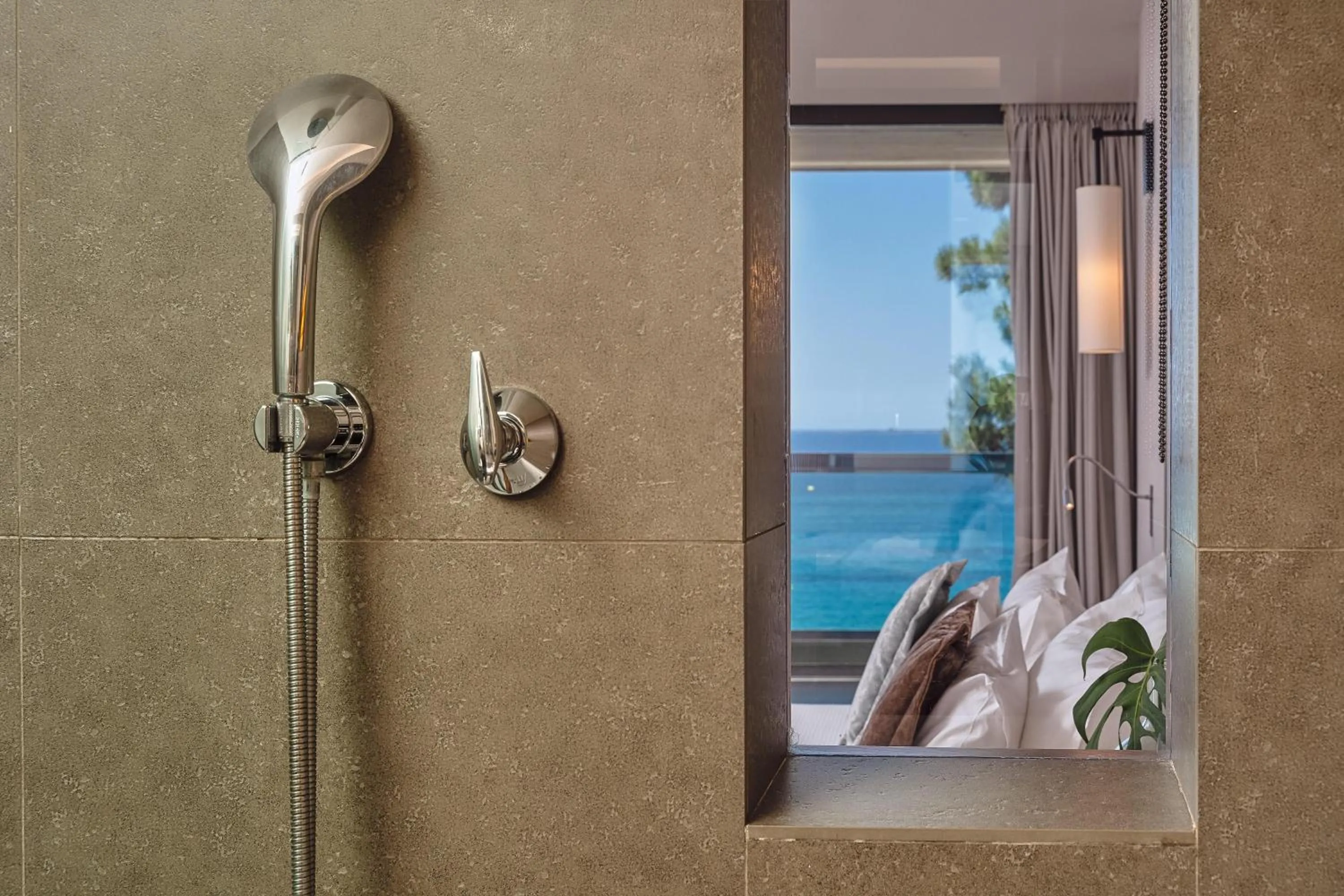 Bathroom in White Rocks Hotel Kefalonia