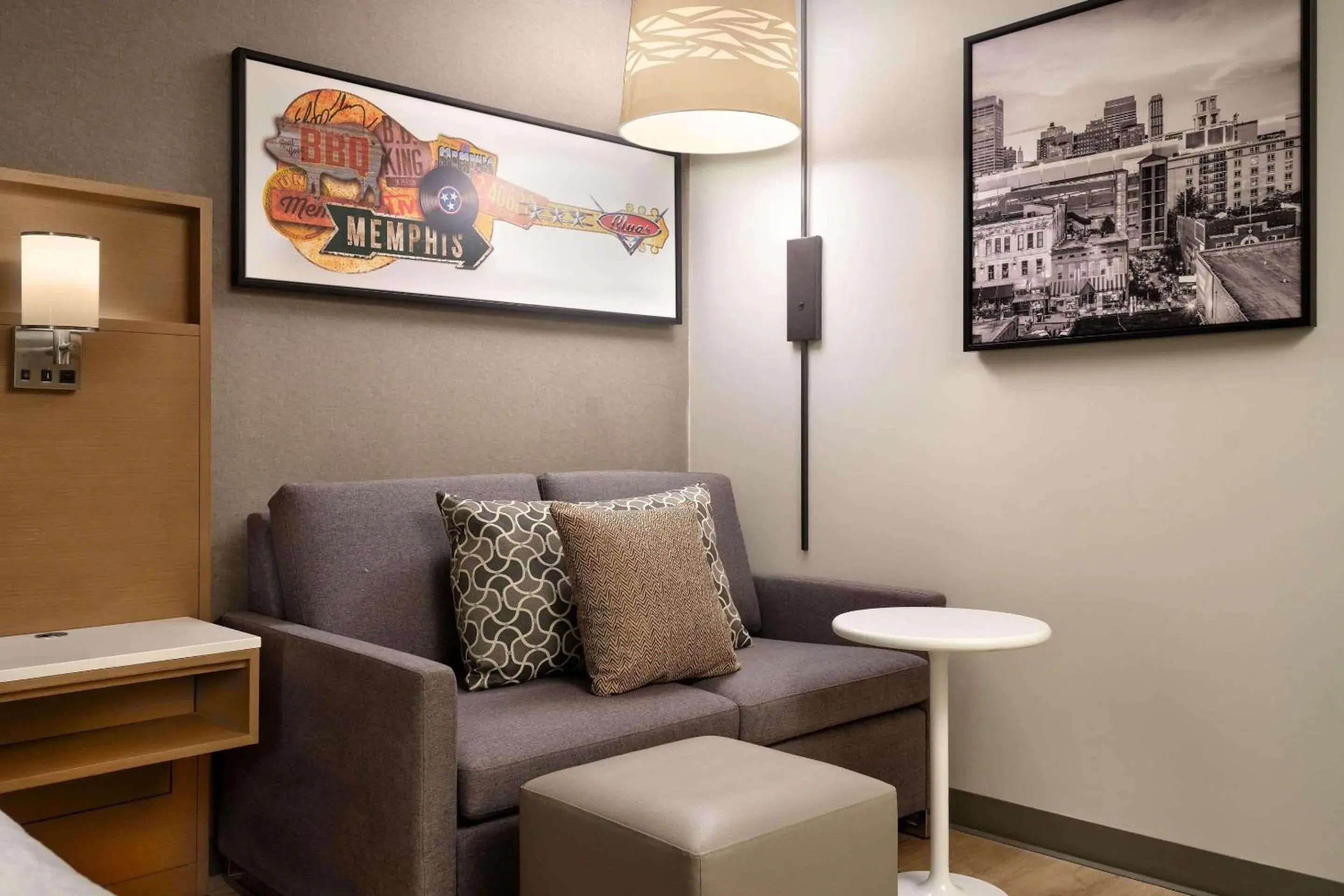 King Room with Sofa Bed - Non-Smoking in Radisson Hotel West Memphis King Room with Sofa Bed - Non-Smoking in Radisson Hotel West Memphis