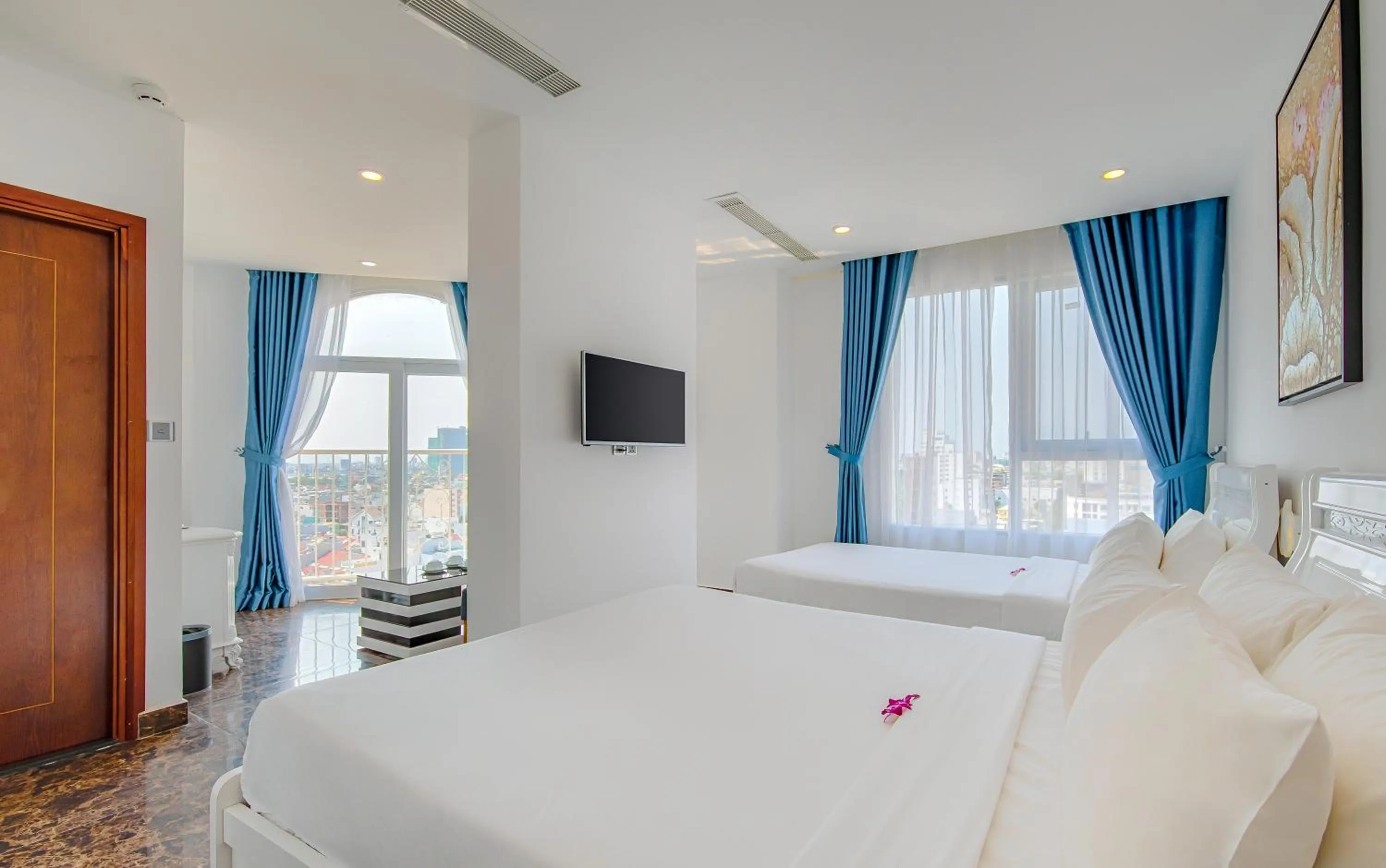 Bed in SEA QUEEN Hotel