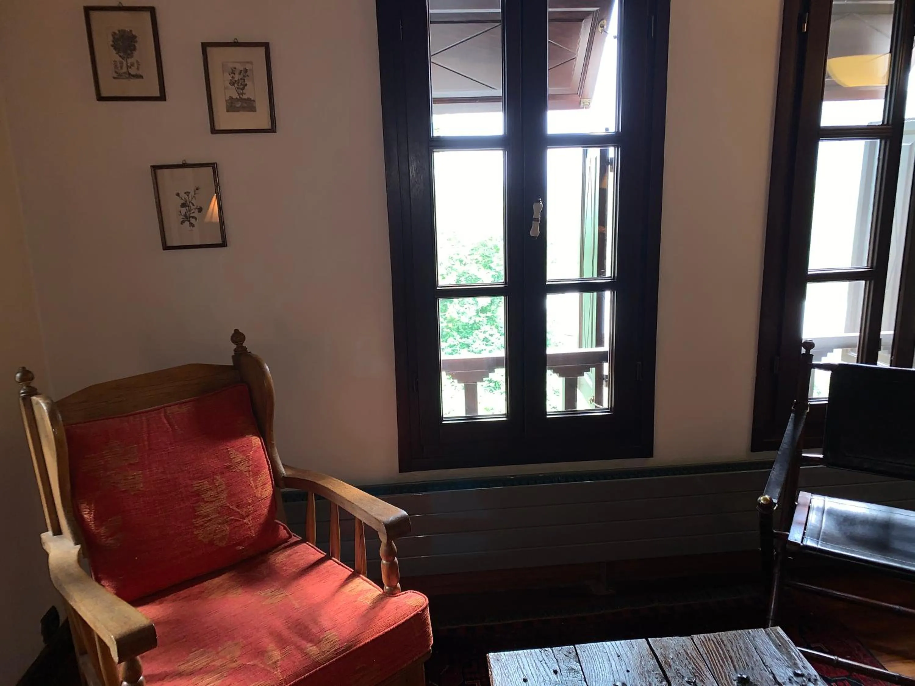 Seating area in Palio Eleotrivio Guesthouse