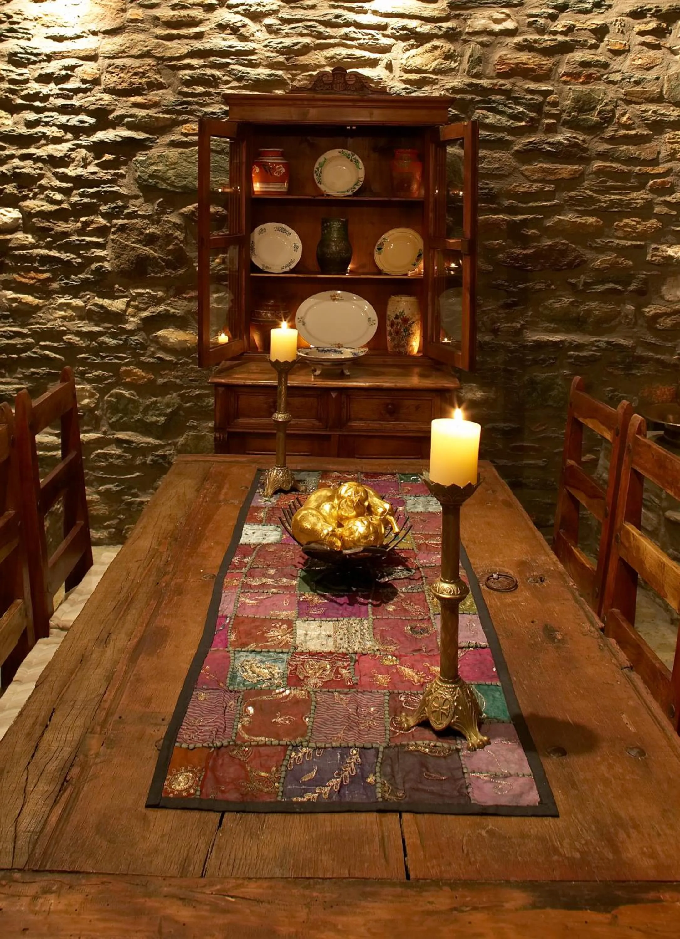 Restaurant/places to eat in Palio Eleotrivio Guesthouse