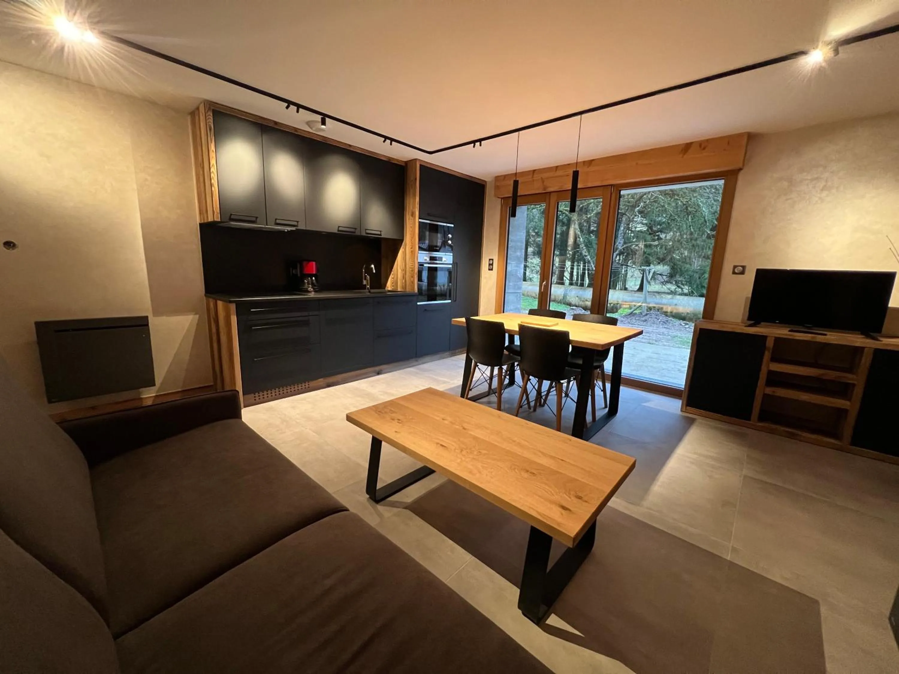 Kitchen or kitchenette in Gite Roche Des Ducs avec Piscine toute l'année, Spa, Sauna, Hammam