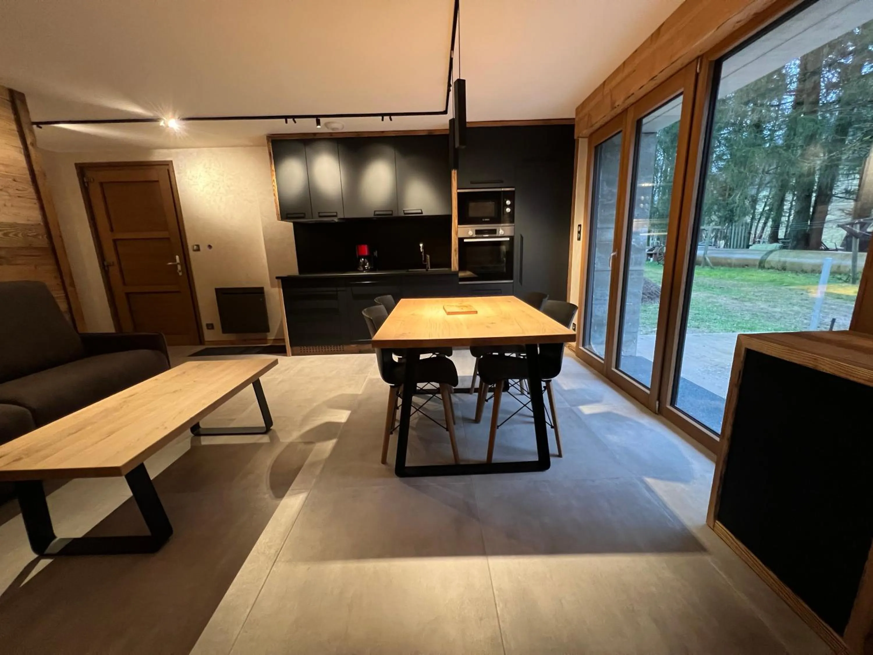 Kitchen or kitchenette in Gite Roche Des Ducs avec Piscine toute l'année, Spa, Sauna, Hammam