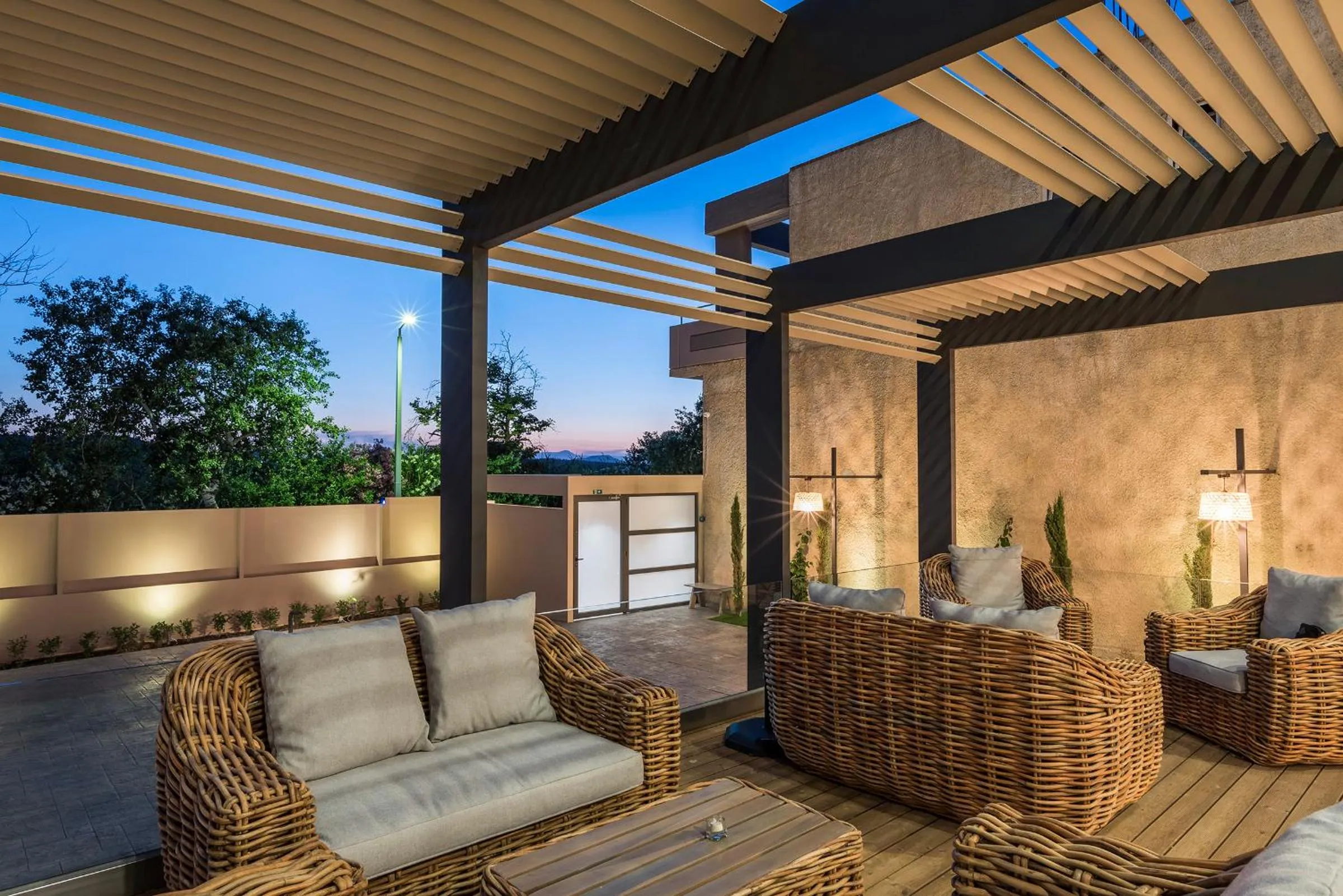 Night in Sea & City Apartments